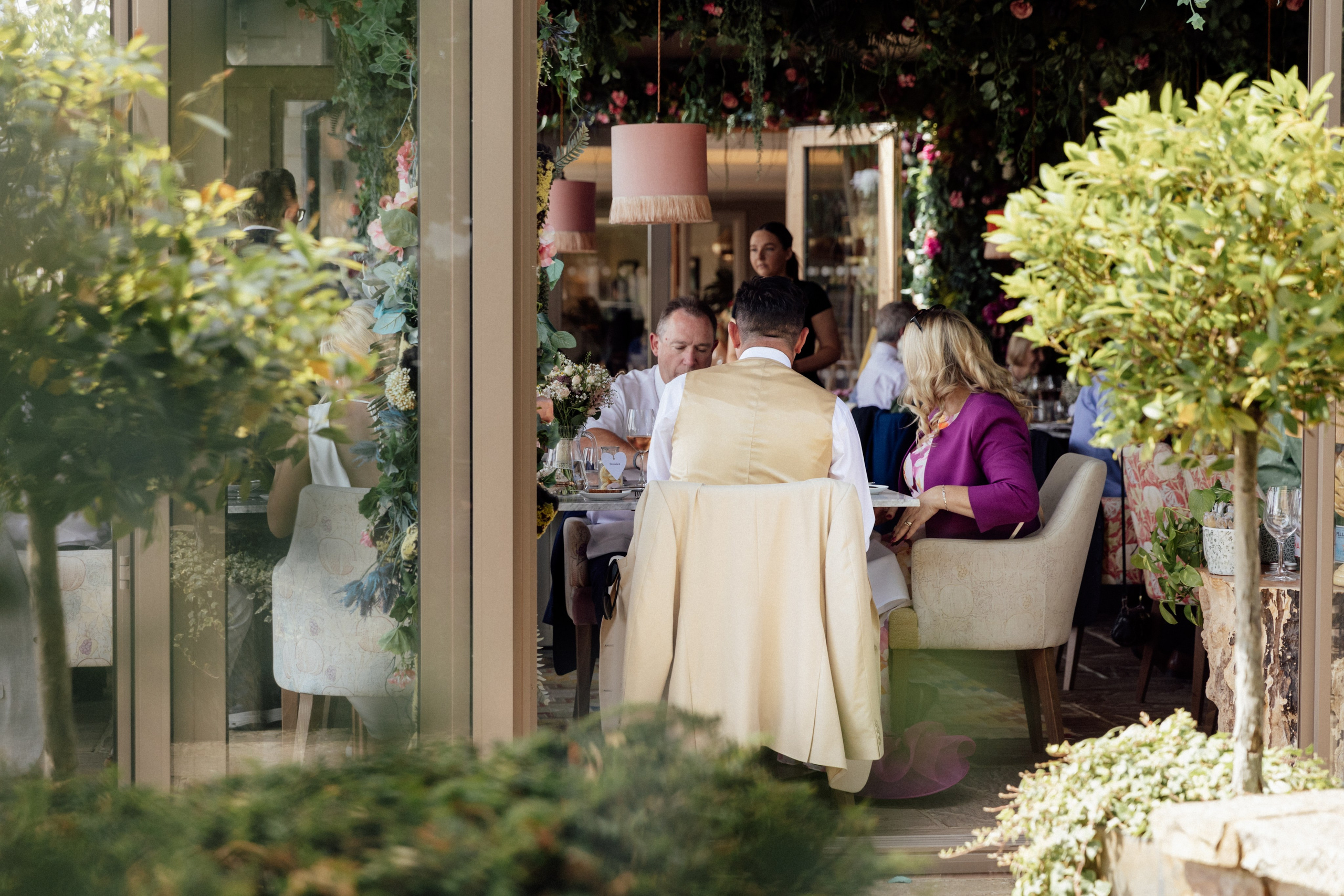 Elegant Wedding Photo Gallery in Hertfordshire. Timeless Wedding & Event Photography — based London, working across Europe