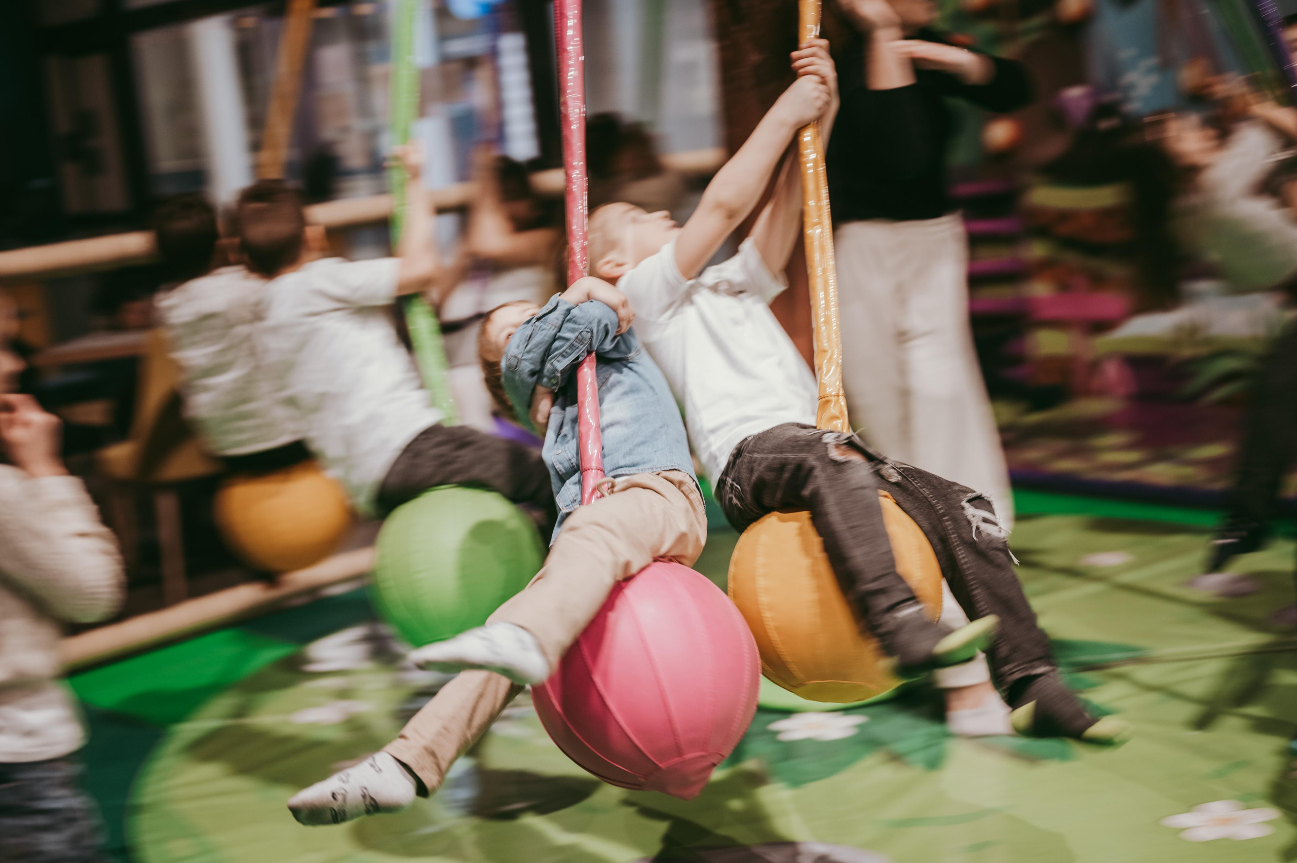 Fotografisanje RODJENDANA. Deciji i porodicni fotograf u Beogradu Oksana Skendzic