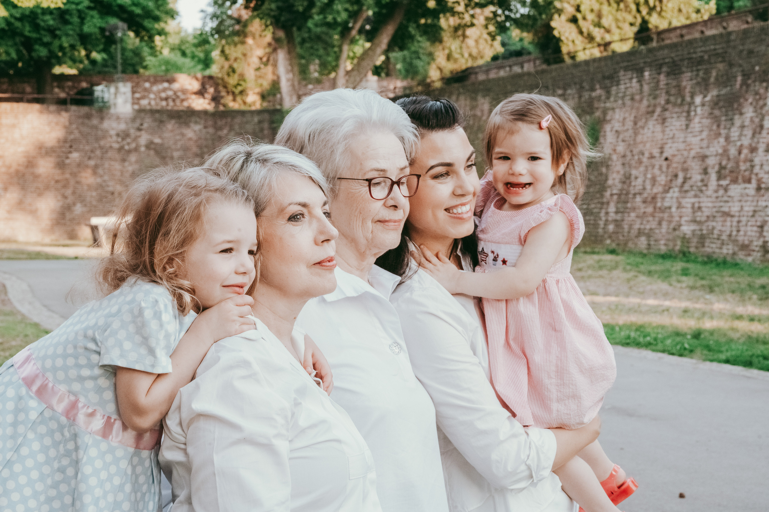 Julia i Dima / maternity photosession. Deciji i porodicni fotograf u Beogradu Oksana Skendzic