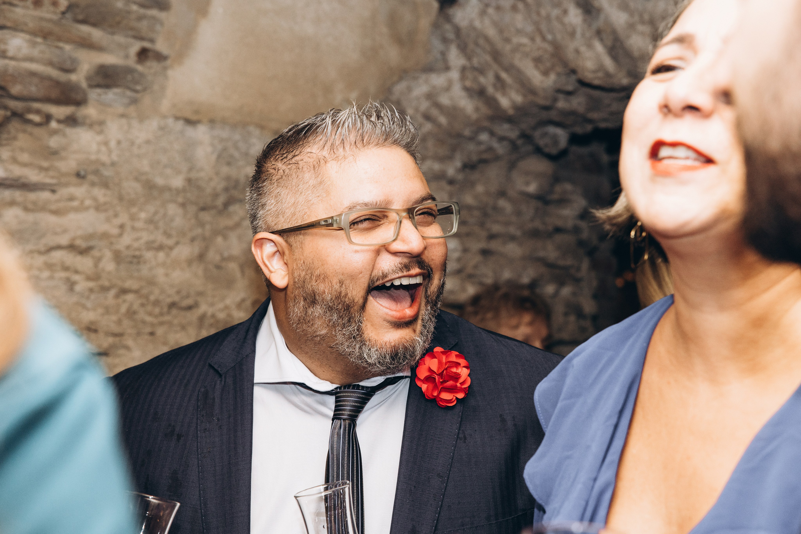 Chloé & Tom. Eugenie Smirnova — wedding, corporate and lifestyle photographer in Toulouse and Southwest France