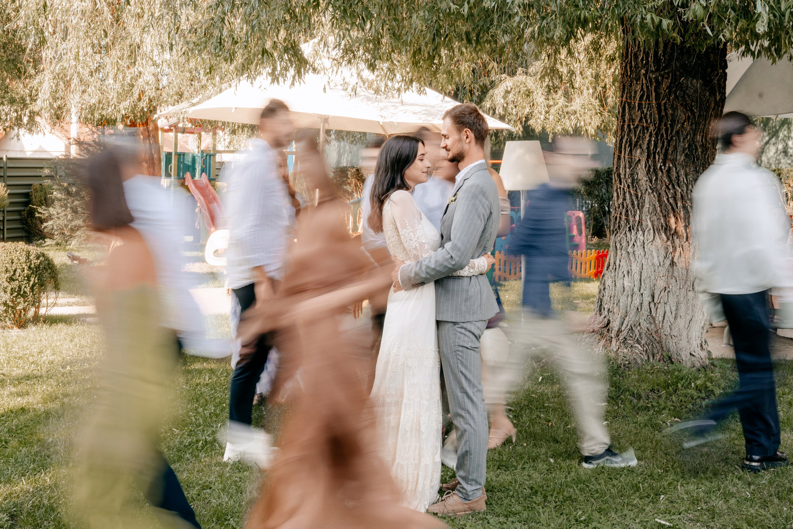 Nunta la The Gate (Darmanesti. Bacau). Raw Studio. Fotograful tau de nunta!