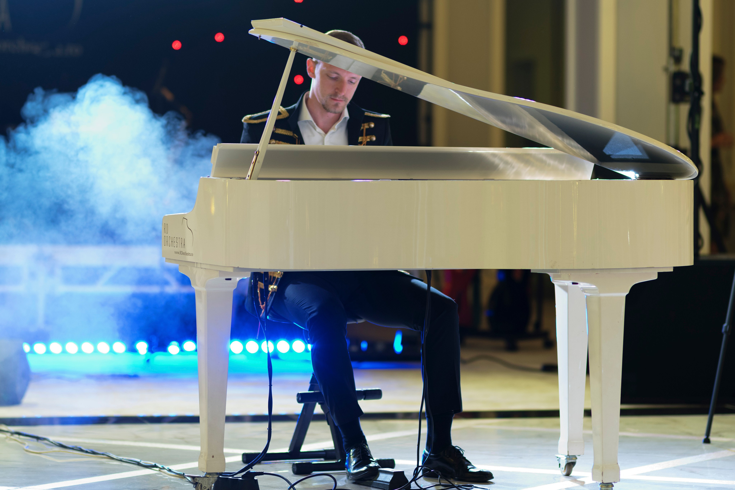 Fotografii de nunta Onesti. MDimaFotoStudio. Fotograf de nuntă, evenimente private și de familie