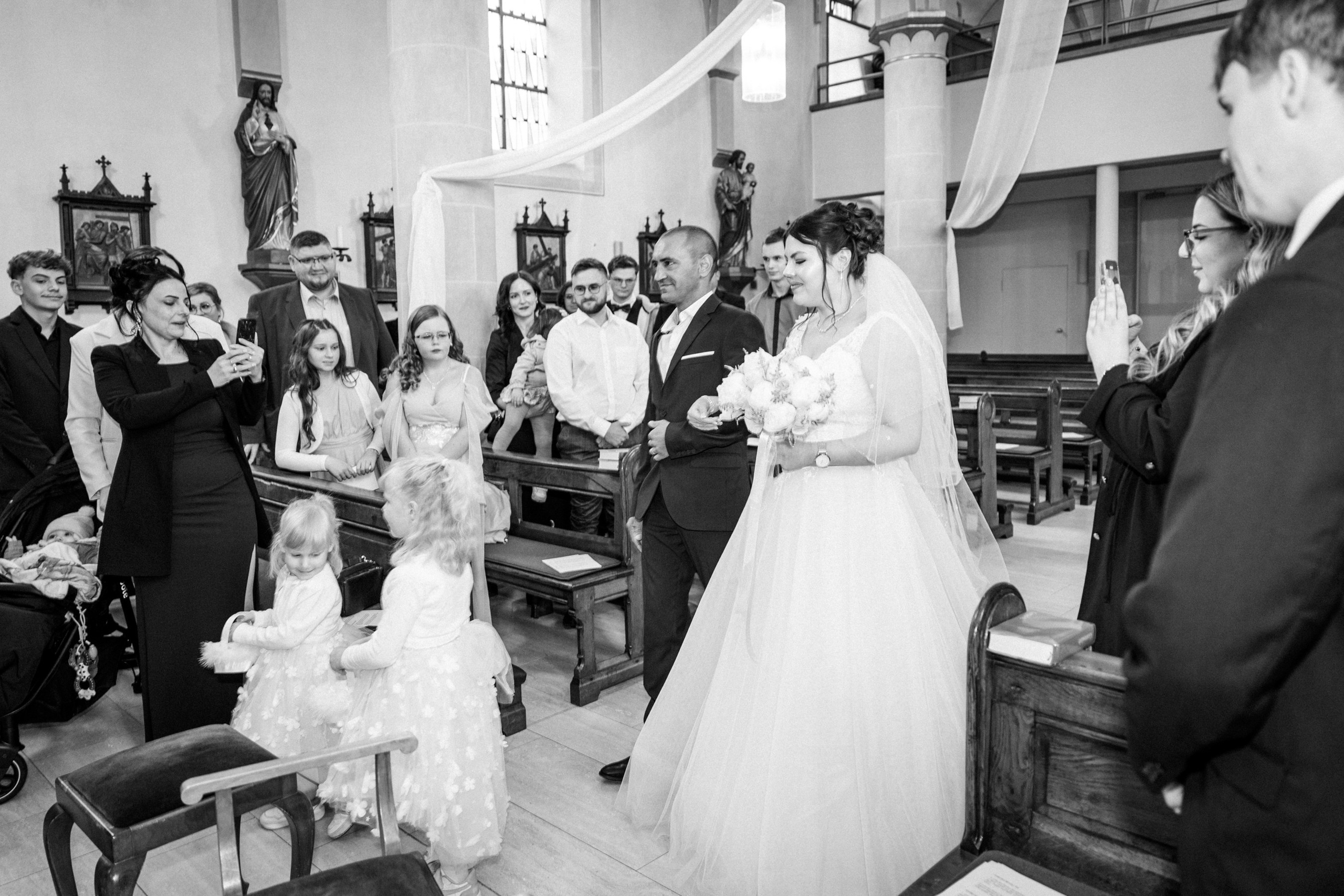 Kirchliche Trauung. Hochzeitfotograf in Bielefeld