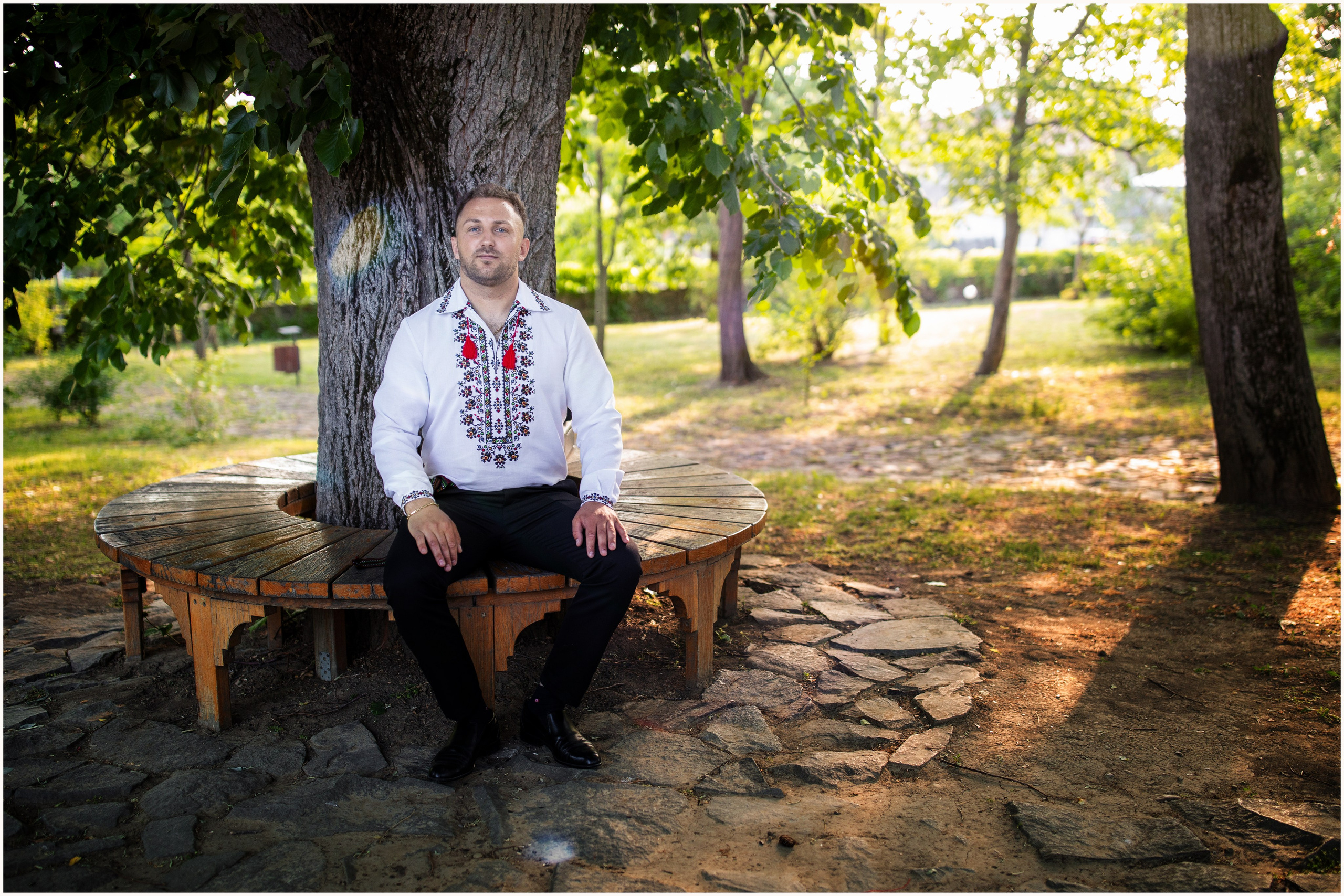 - save-the-date-petrică-claudia-ședință-foto-logodnă  - cuplu-îndrăgostit-ședință-foto-romantică  - anunț-nuntă-petrică-claudia-save-the-date  - fotografii-save-the-date-iași-botoșani-suceava  - petrică-claudia-poze-logodnă-foto-alin-chirilă  - ședință-foto-pre-nuntă-save-the-date  - save-the-date-poze-emotionante-cuplu  - logodnă-foto-petrică-claudia-alino-foto-studio  - ședință-foto-natură-cuplu-viitori-miri  - alin-chirilă-fotograf-save-the-date-petrică-claudia