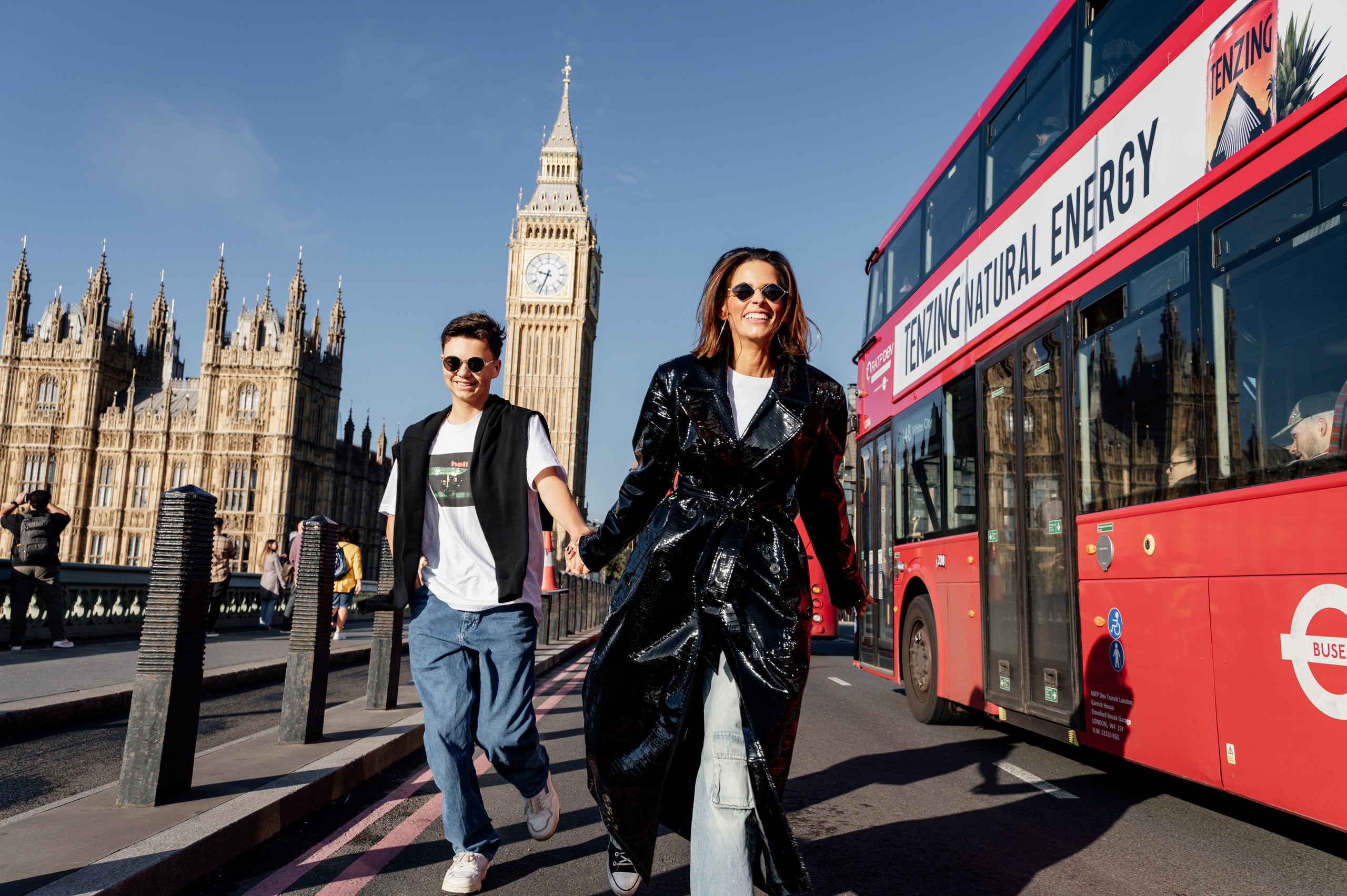 Tower Bridge+Westminster Carmela with son. FAMILY AND WEDDING PHOTOGRAPHER IN LONDON MARINA RIVA