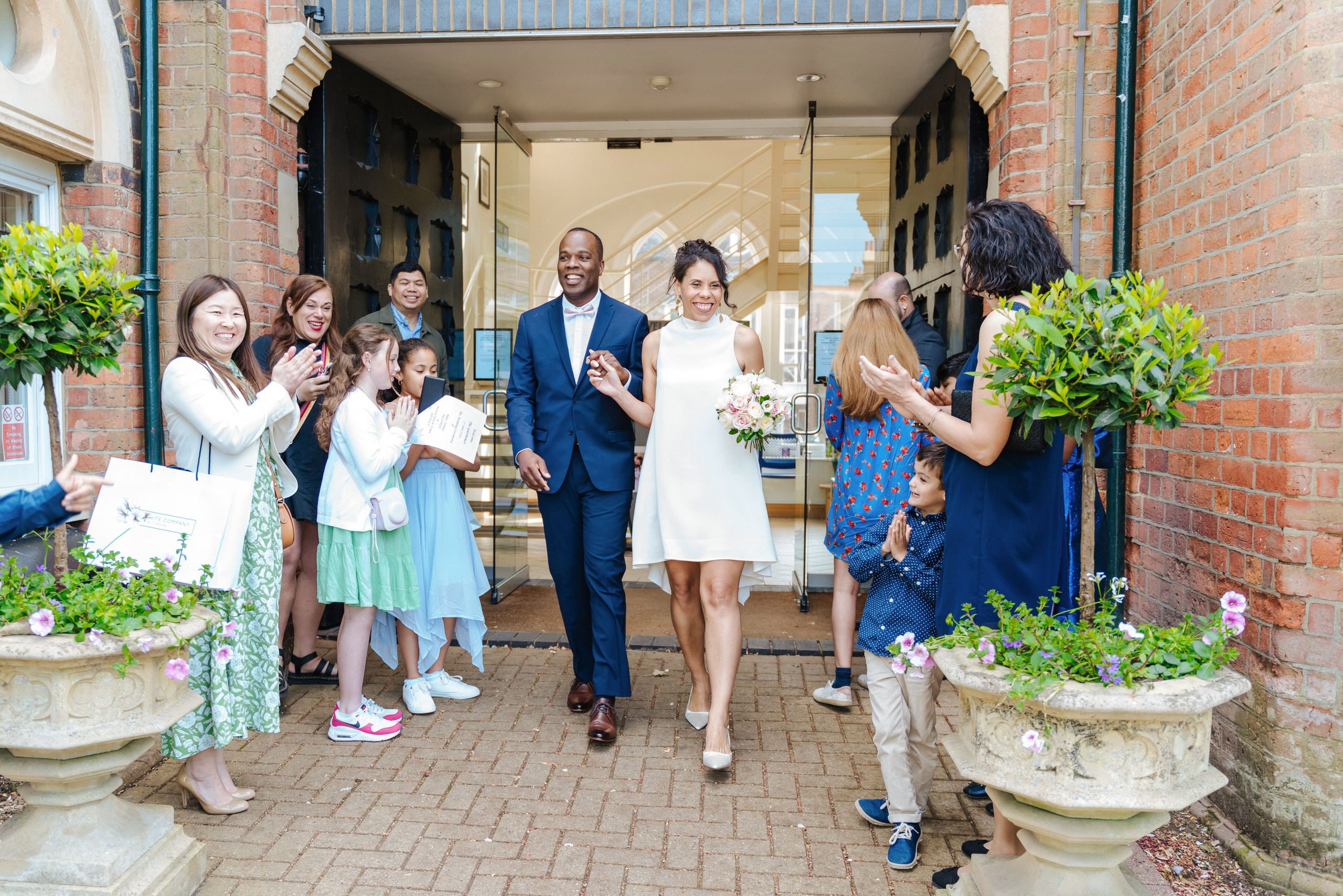 Photographer for small wedding in St Albans Register Office. Photographer in England Ekaterina Romanova