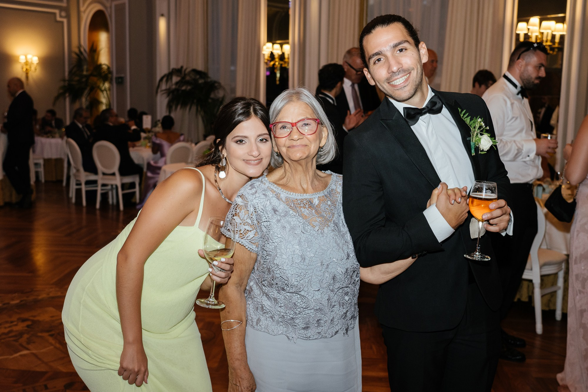 Wedding in Mandarin Oriental Ritz hotel, Madrid. Wedding photographer videographer Spain