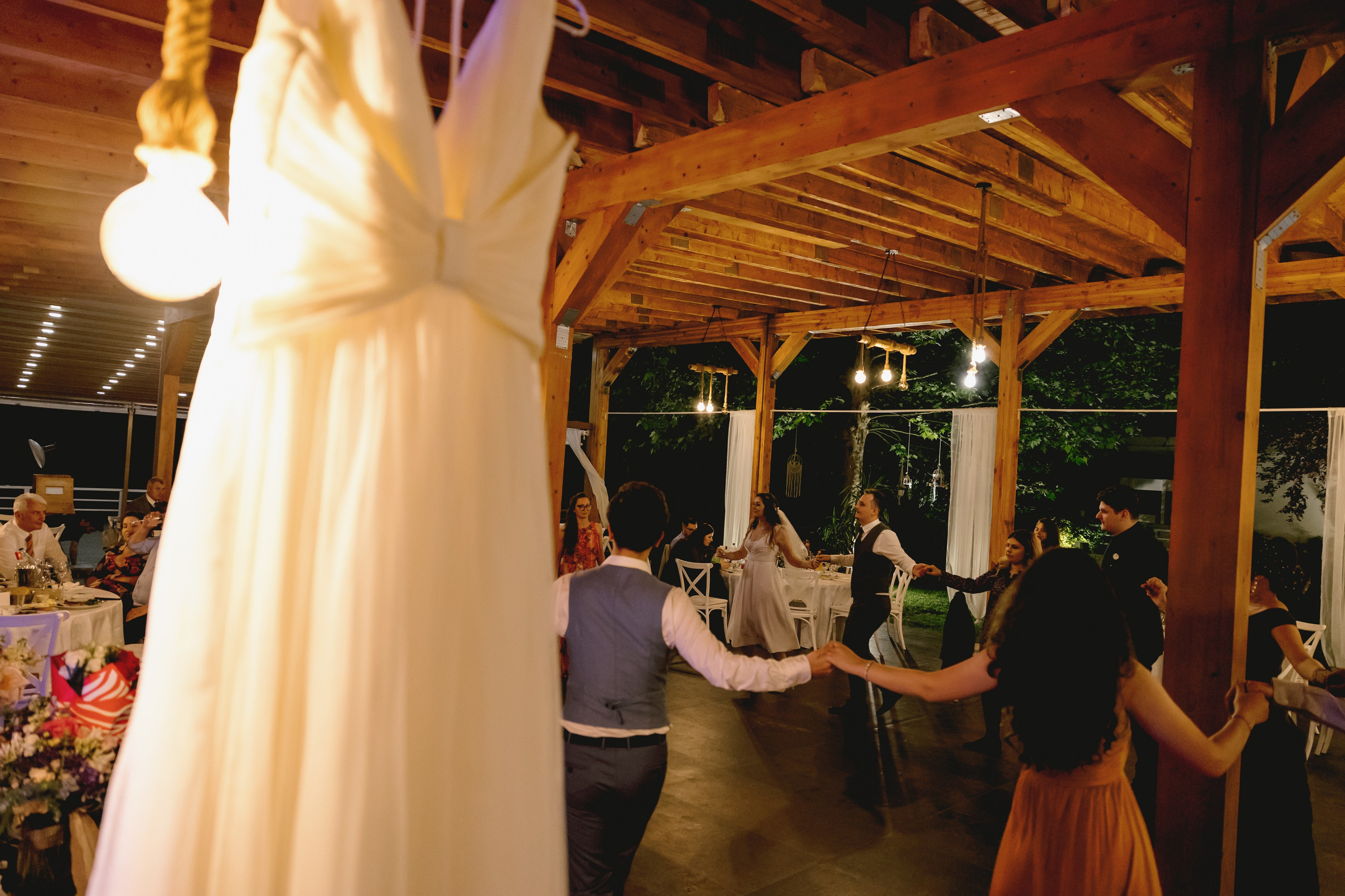 Nuntă de poveste la Cernica: Malina și Alex își spun „DA” înconjurați. MDimaFotoStudio. Fotograf de nuntă, evenimente private și de familie