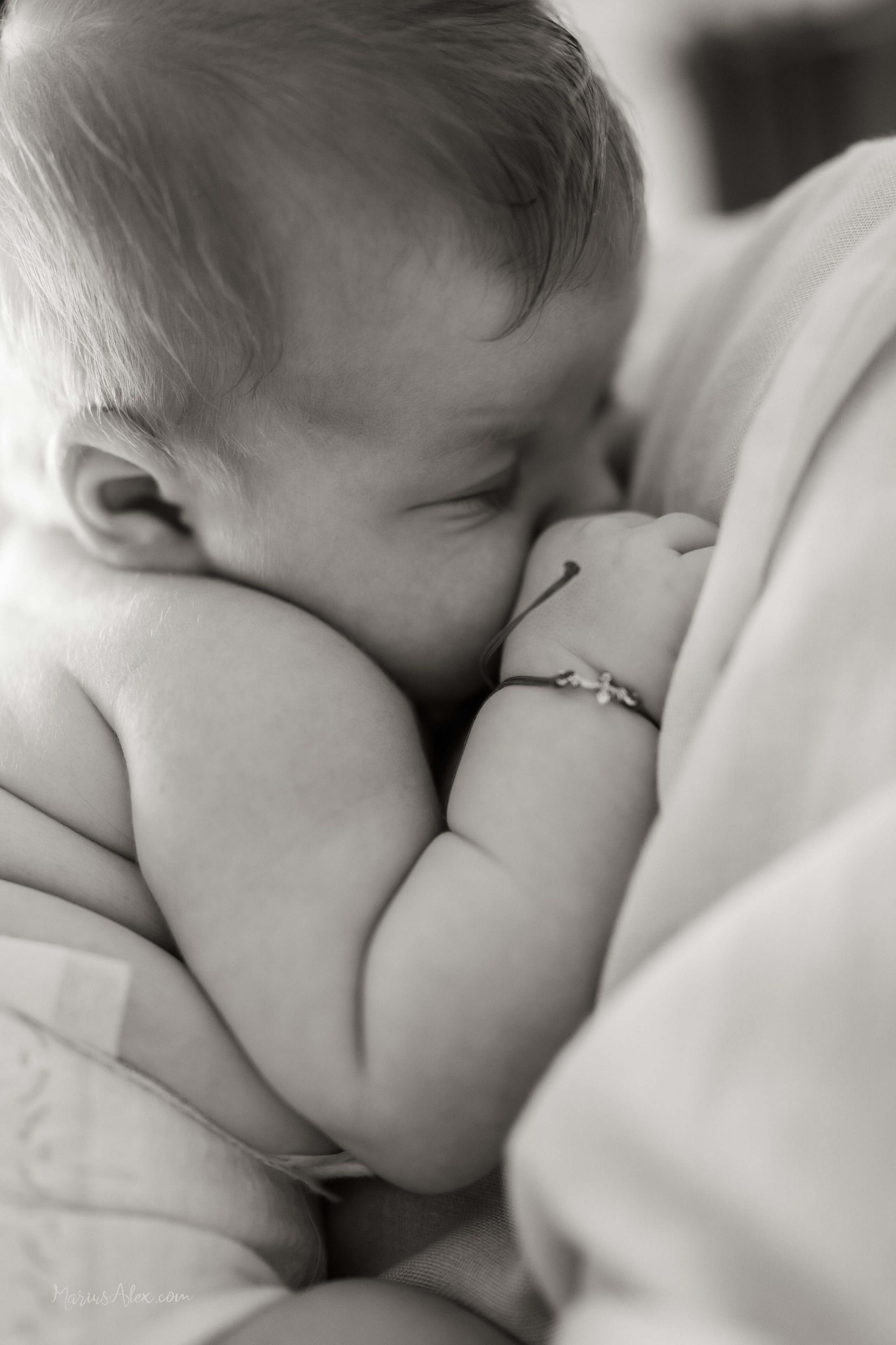 Botezul micutului Victor Dragos. Marius Alex fotograf de eveniment si portret din Suceava