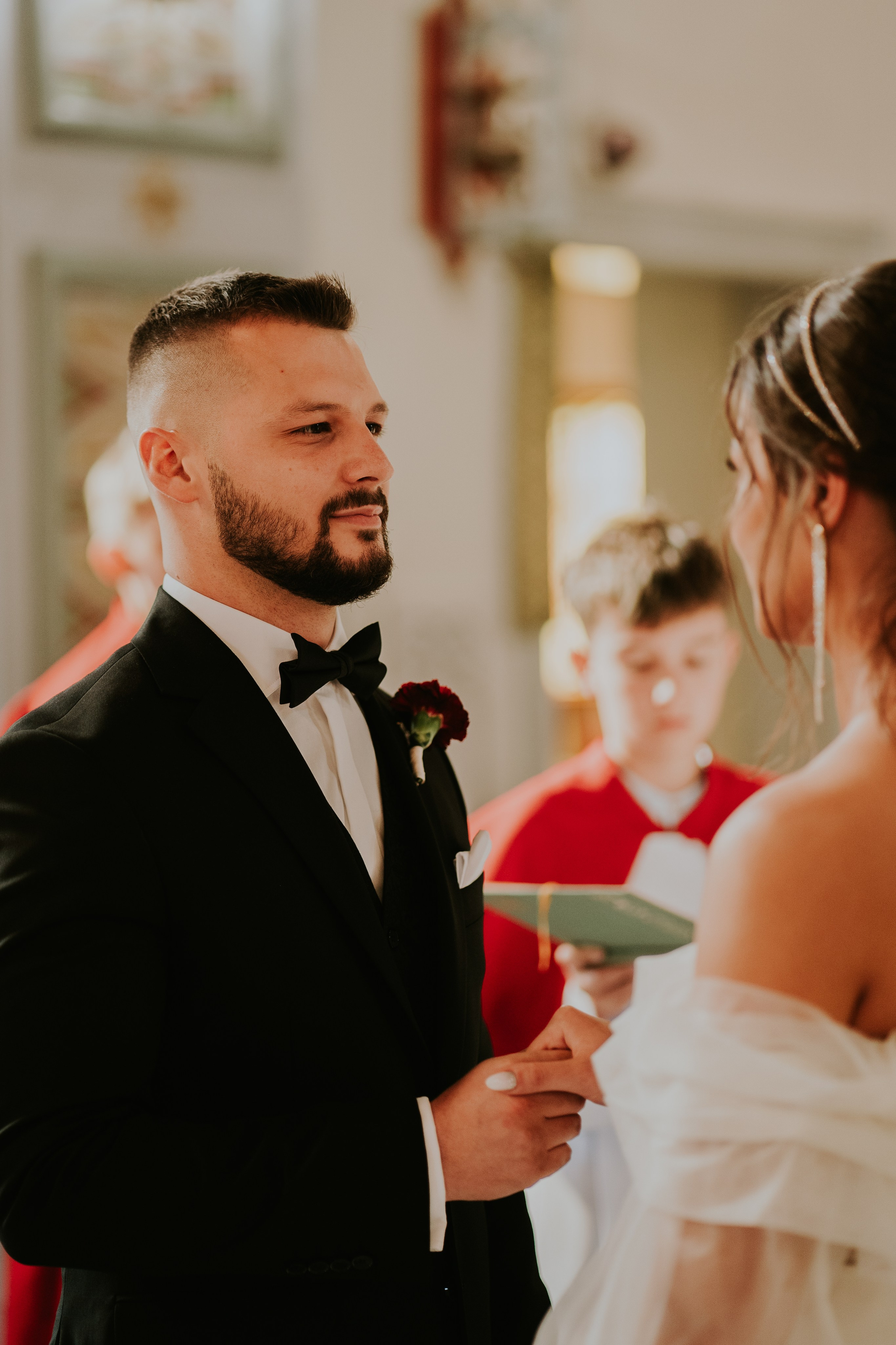 Sala Koralowa w Jaworzu: Opowieść o ślubie Nikoli i Kacpra. Karkowskafoto - fotografia miłości