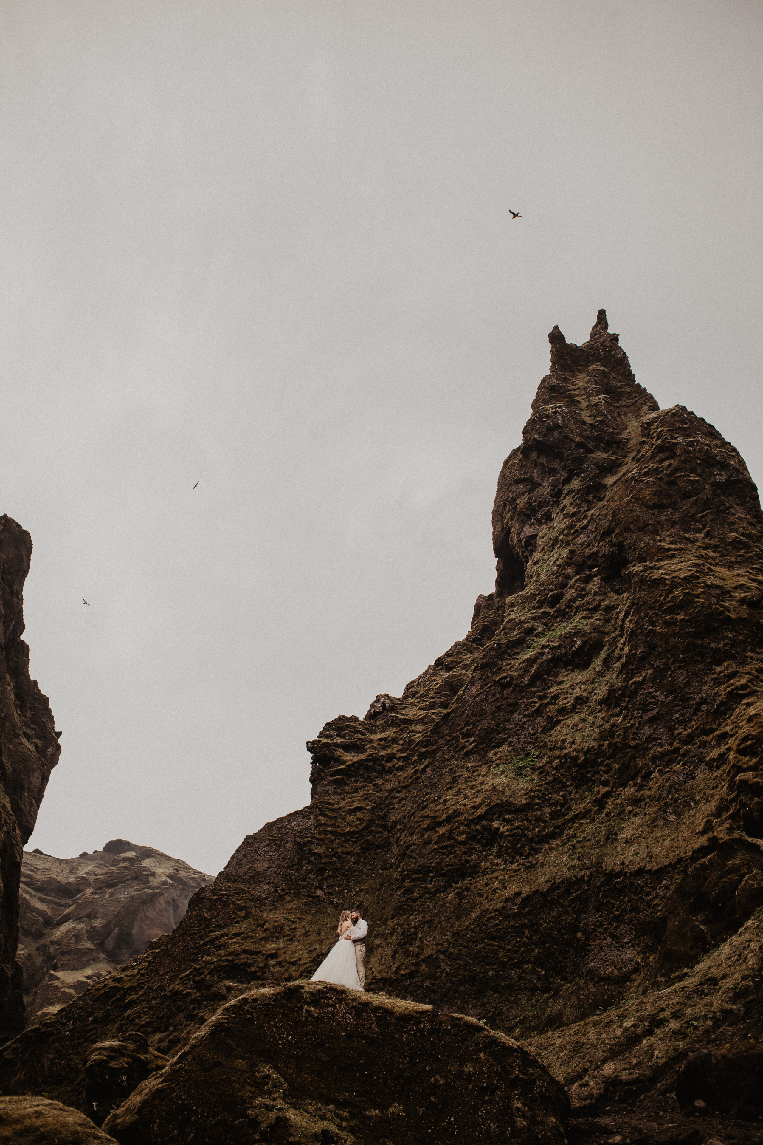 Vow exchanging ceremony in Iceland | Elopement in South Iceland. Iceland elopement photographer & videographer