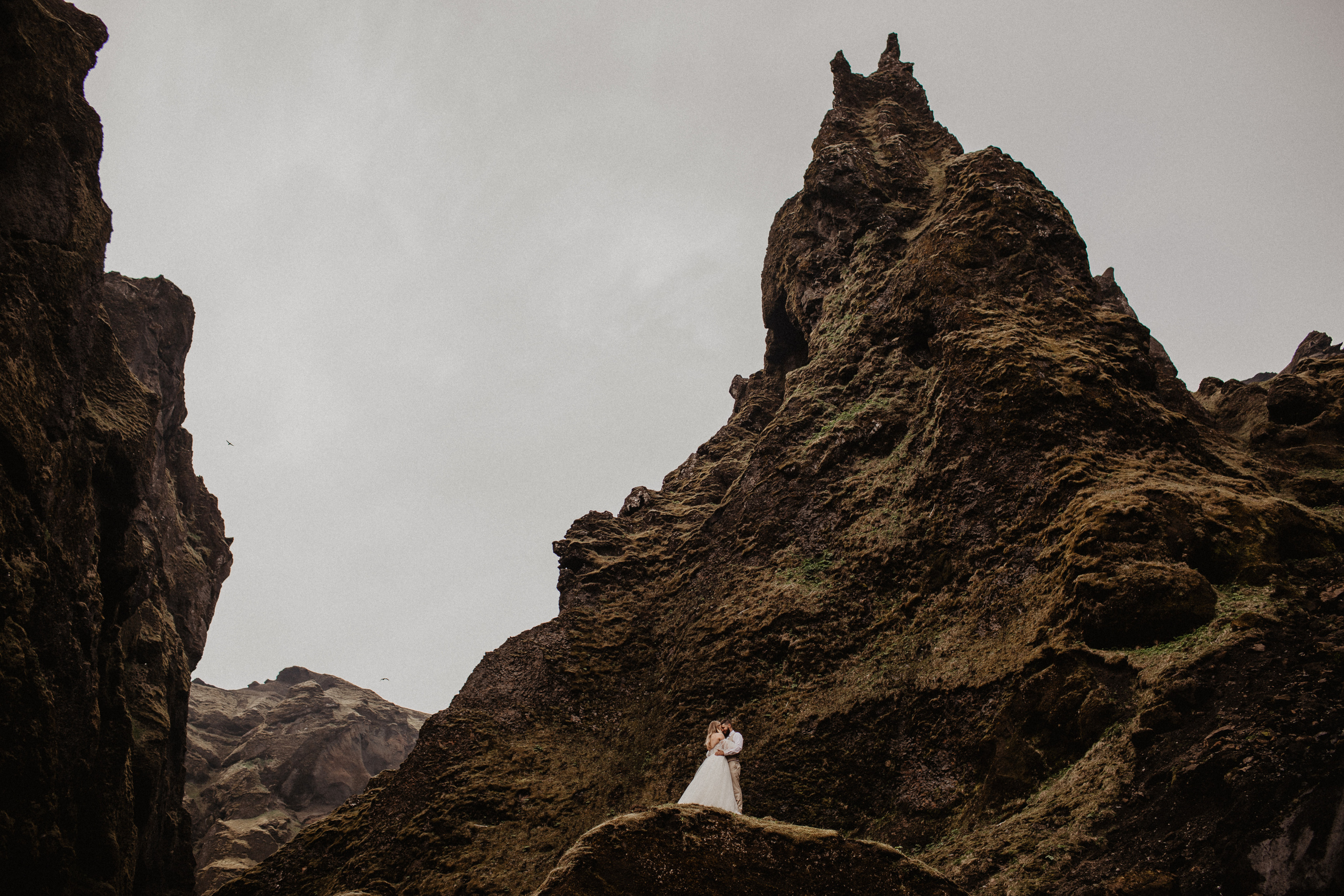 Vow exchanging ceremony in Iceland | Elopement in South Iceland. Iceland elopement photographer & videographer