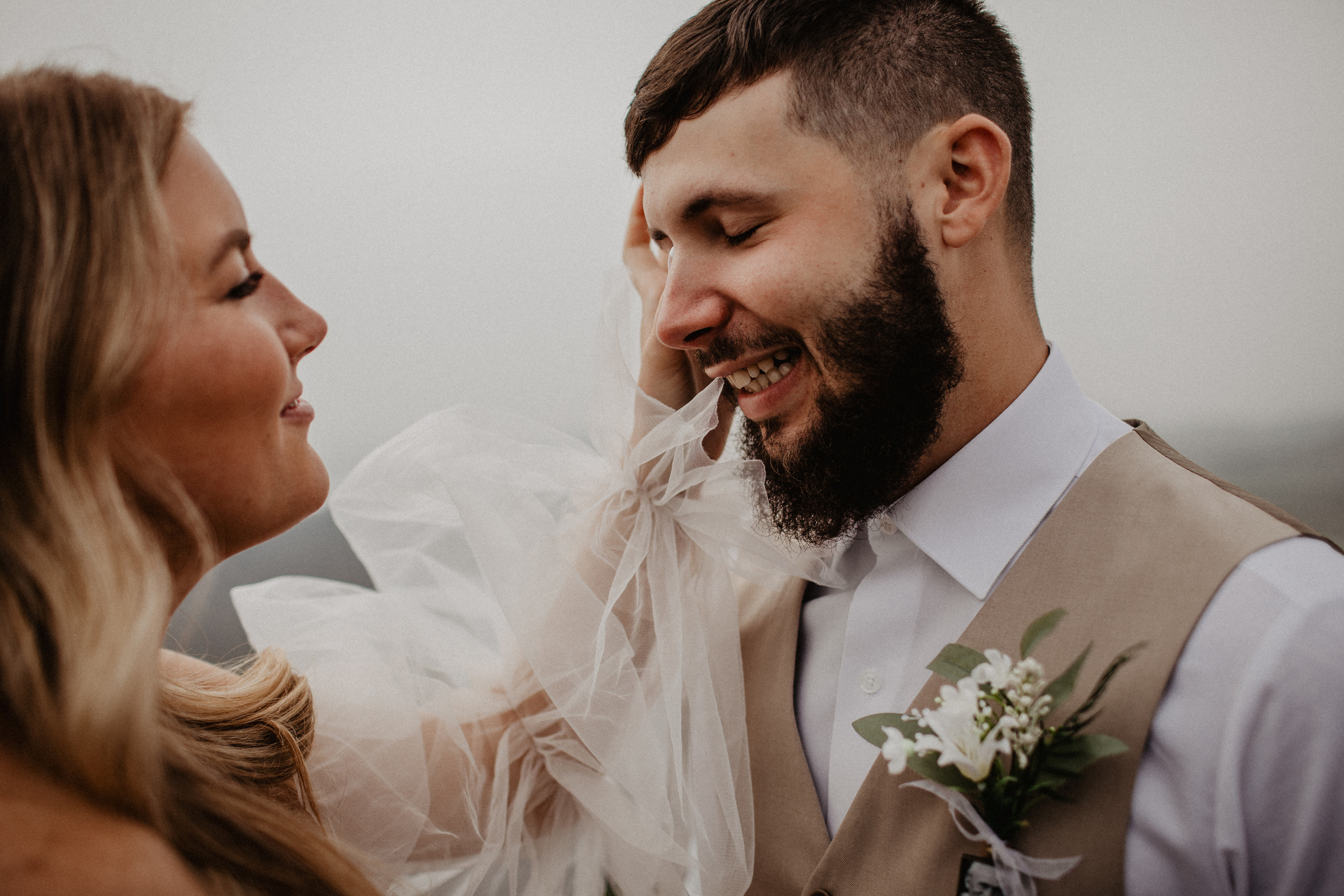 Vow exchanging ceremony in Iceland | Elopement in South Iceland. Iceland elopement photographer & videographer