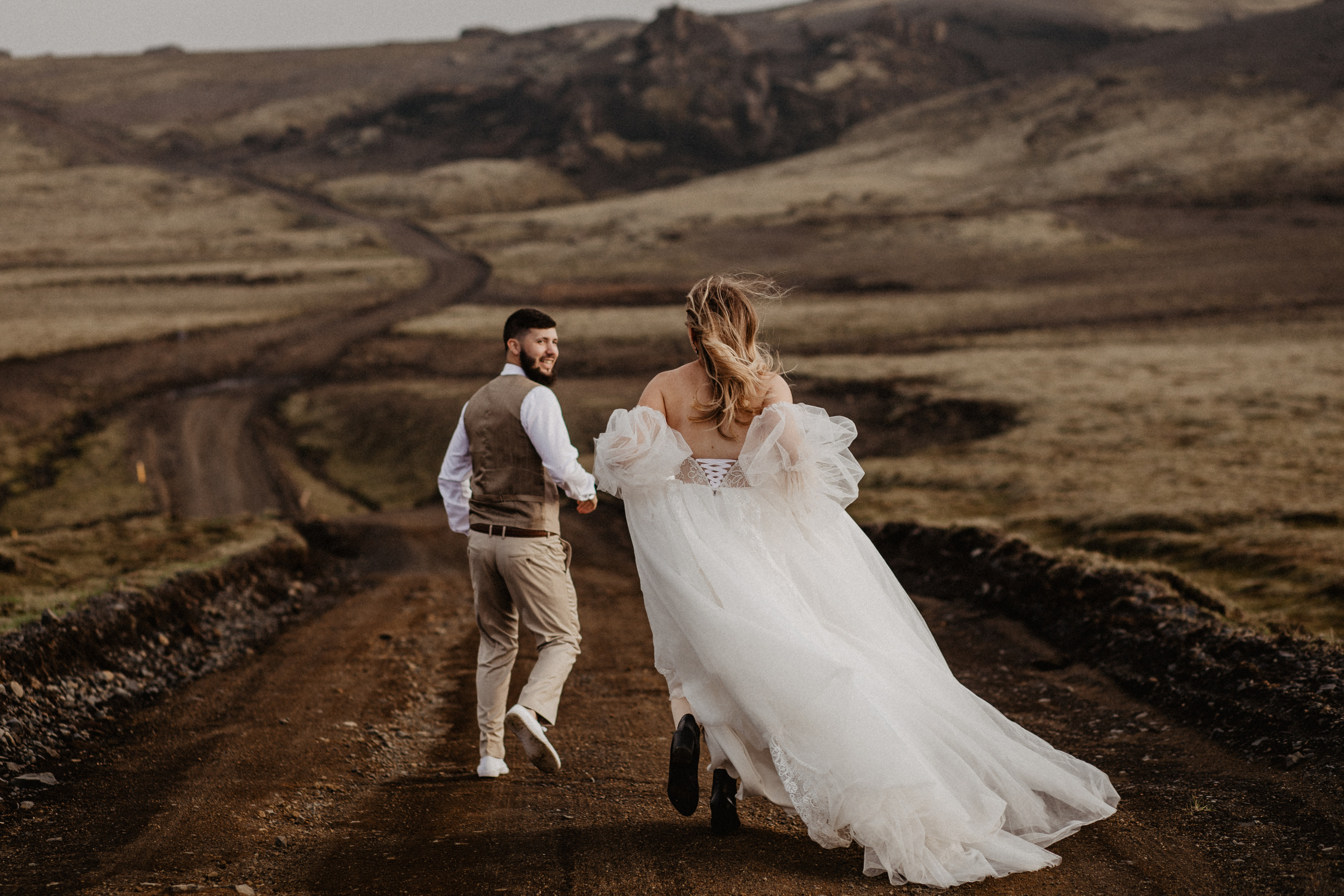 Vow exchanging ceremony in Iceland | Elopement in South Iceland. Iceland elopement photographer & videographer