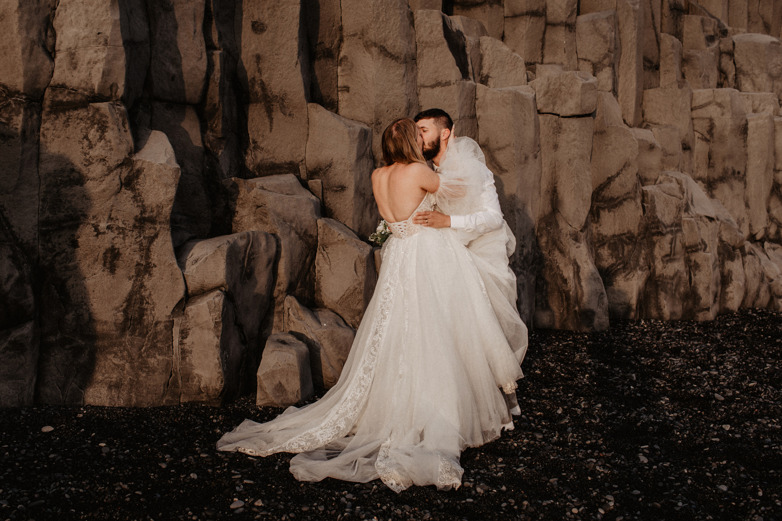 Vow exchanging ceremony in Iceland | Elopement in South Iceland. Iceland elopement photographer & videographer