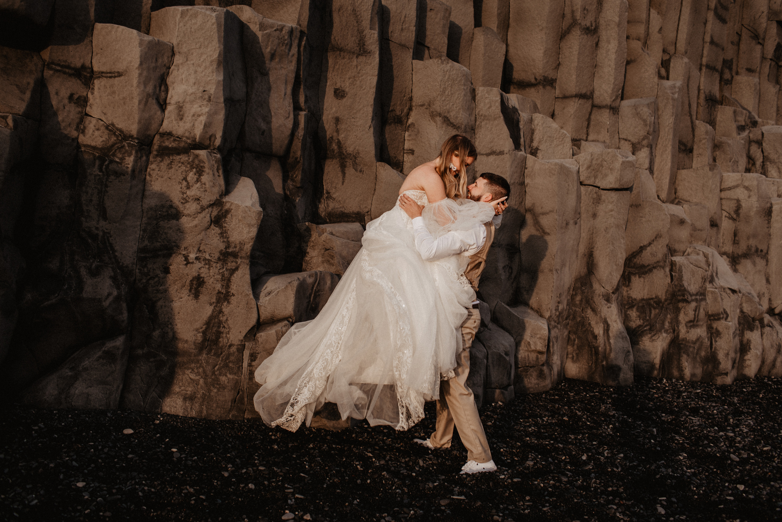 Vow exchanging ceremony in Iceland | Elopement in South Iceland. Iceland elopement photographer & videographer