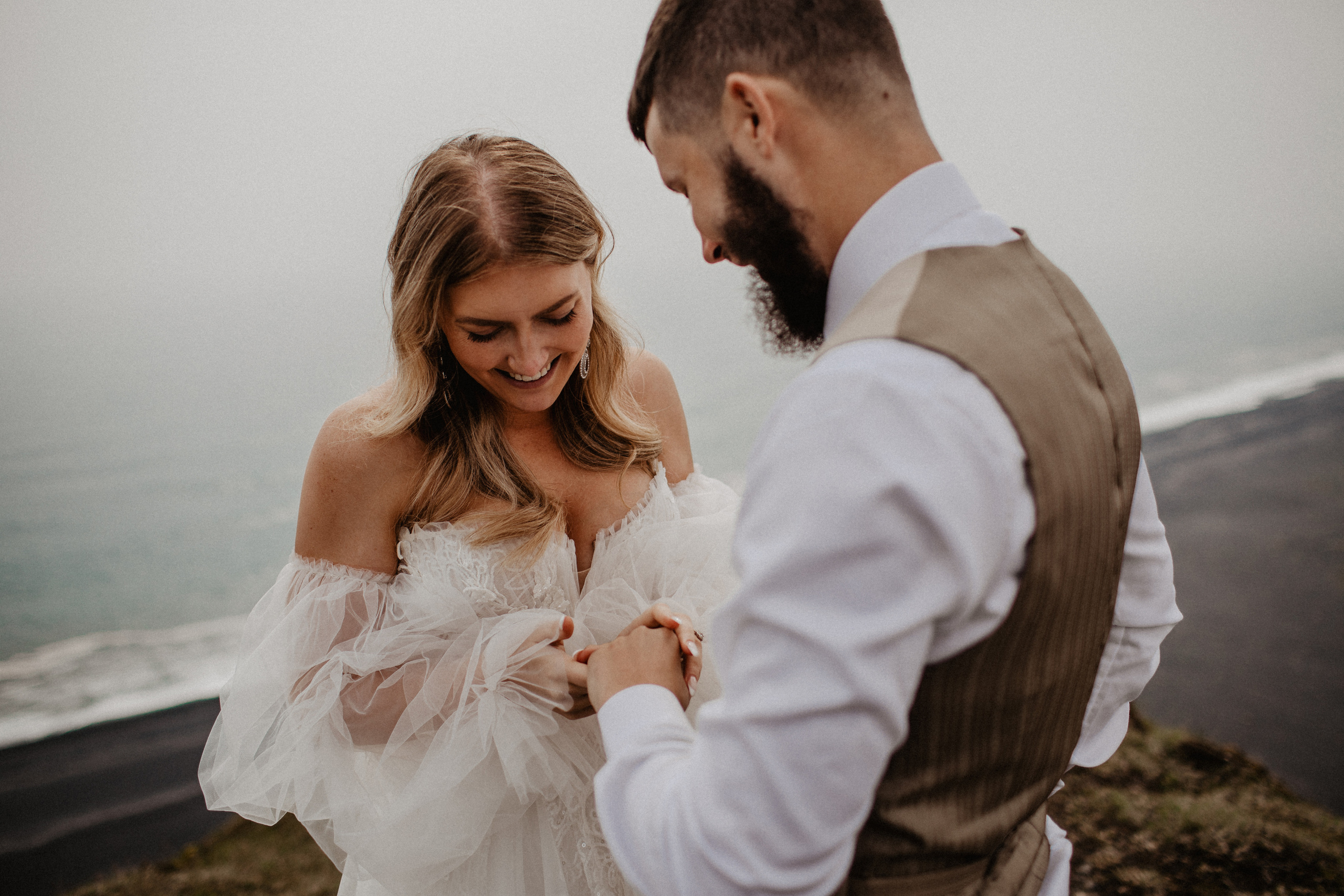 Vow exchanging ceremony in Iceland | Elopement in South Iceland. Iceland elopement photographer & videographer