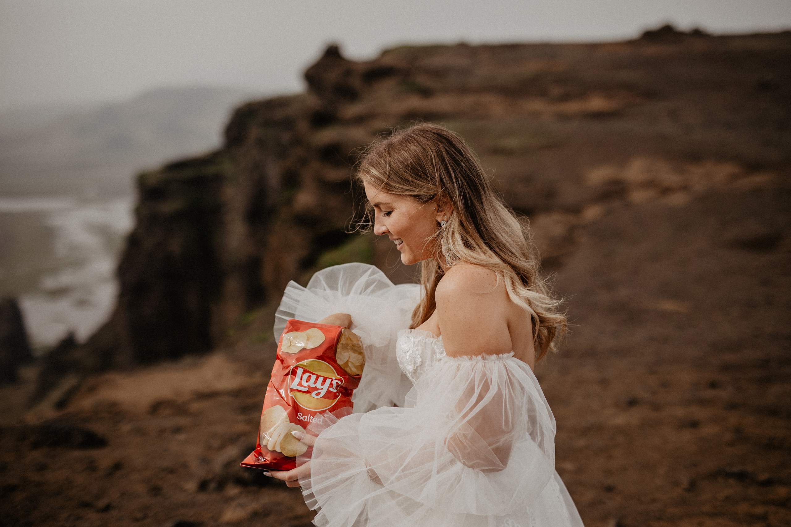 Vow exchanging ceremony in Iceland | Elopement in South Iceland. Iceland elopement photographer & videographer