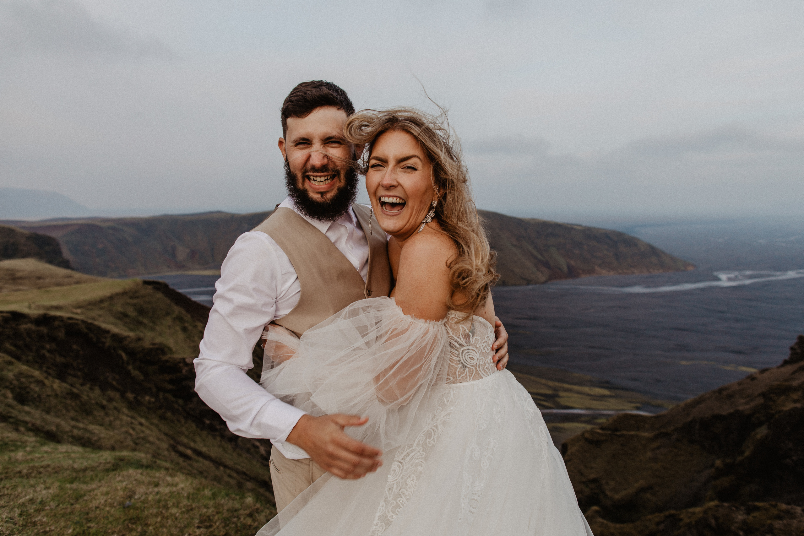 Vow exchanging ceremony in Iceland | Elopement in South Iceland. Iceland elopement photographer & videographer
