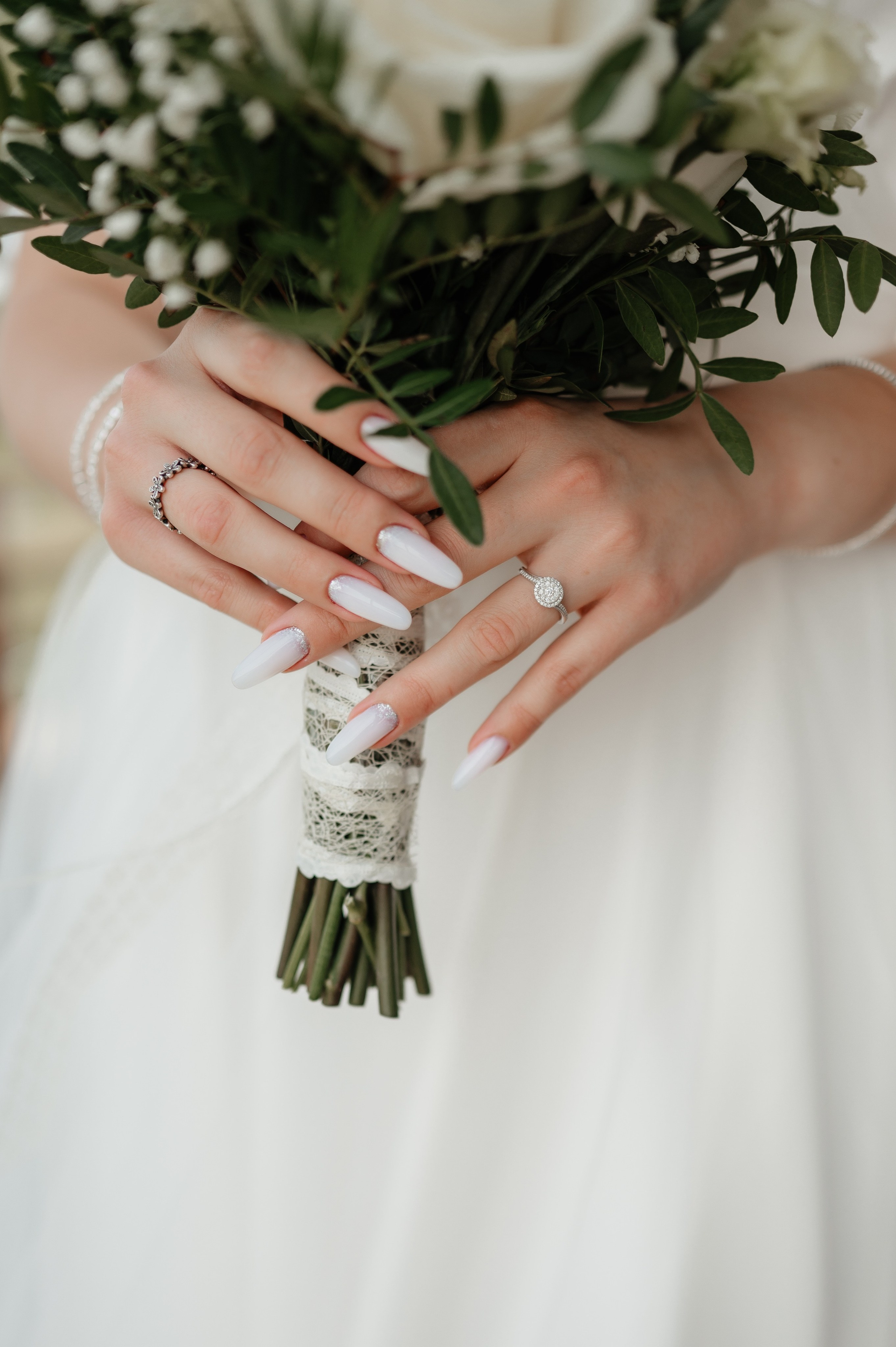 Cununie civila in aer liber si sedinta foto de cuplu. Proud Vision Weddings | Wedding Photography & Film — Servicii profesionale Foto Video Nunta Iasi