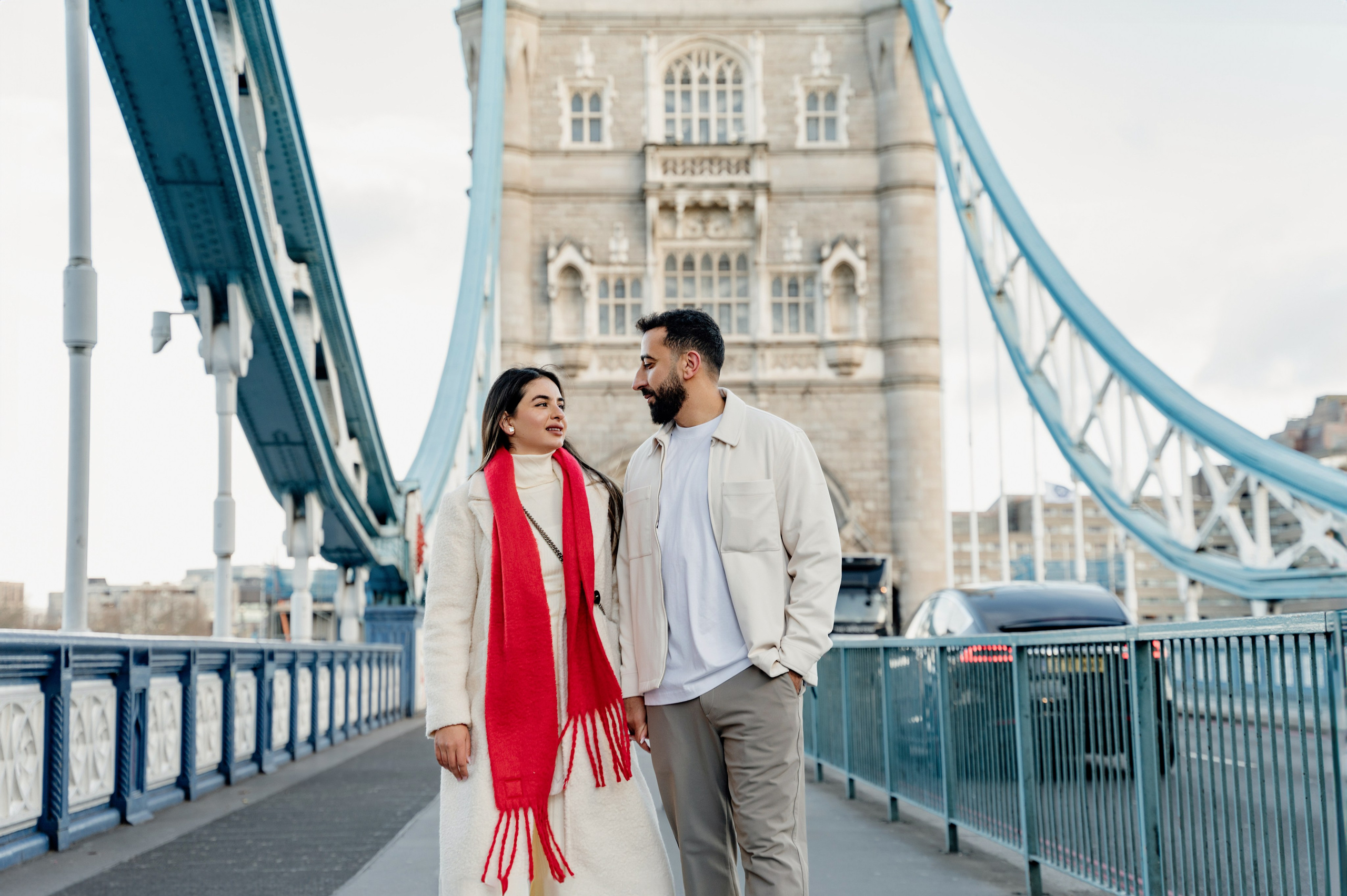 Tower Bridge Mahmood&Yalo. FAMILY AND WEDDING PHOTOGRAPHER IN LONDON MARINA RIVA