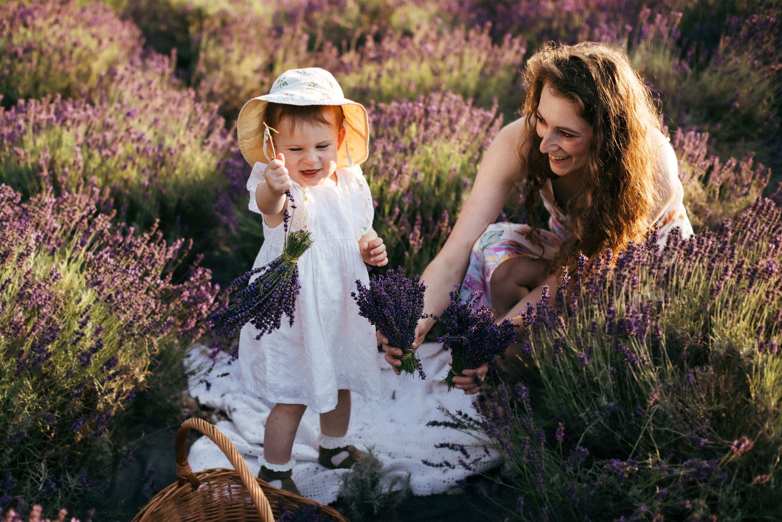 Pełna emocji fotografia sesja rodzinna i love story par zakochanych lifestyle | Natalia Malinowska Fotografia | Augustów Warszawa. Natalia Malinowska Fotografia | Fotograf ślubny i rodzinny Augustów Warszawa