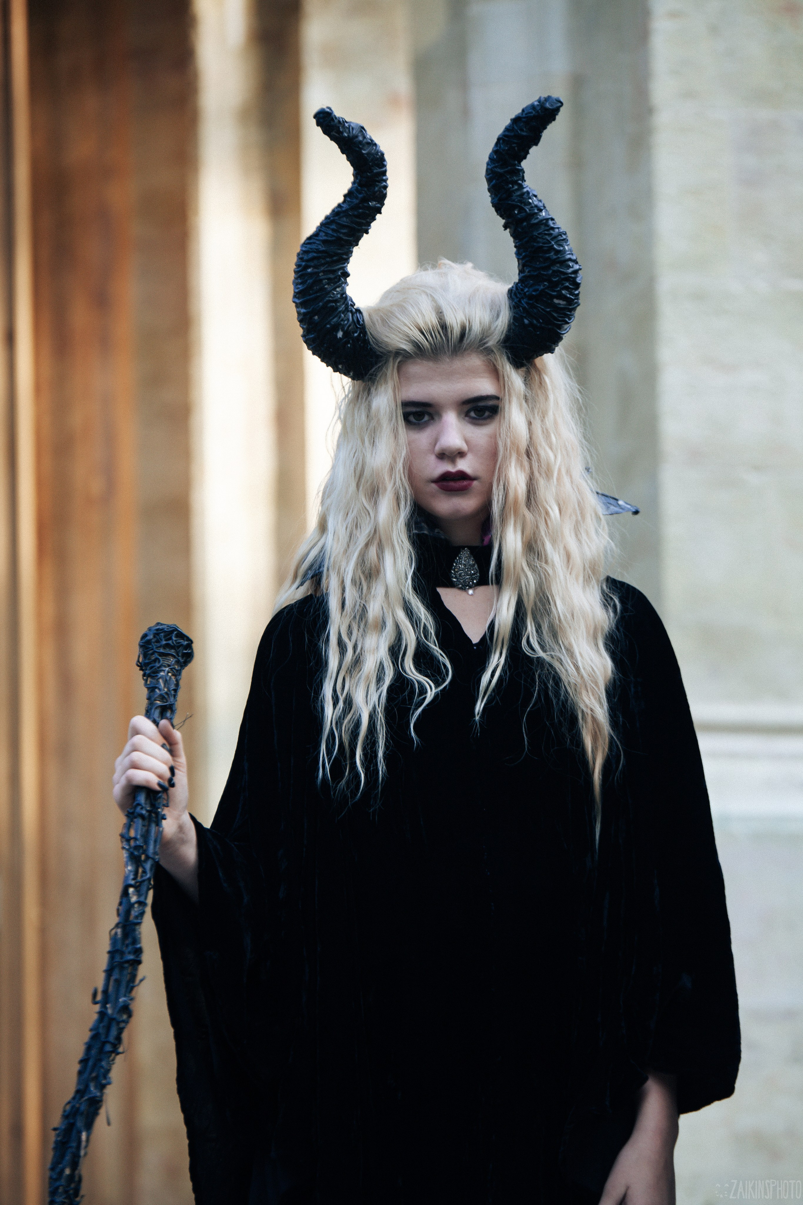 The Dark Autumn. Main