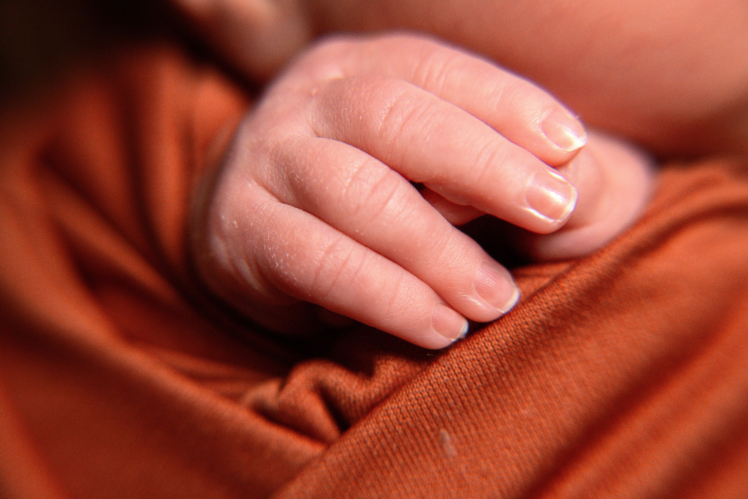 Newborn классическая. Детский и семейный фотограф в г. Бельцы