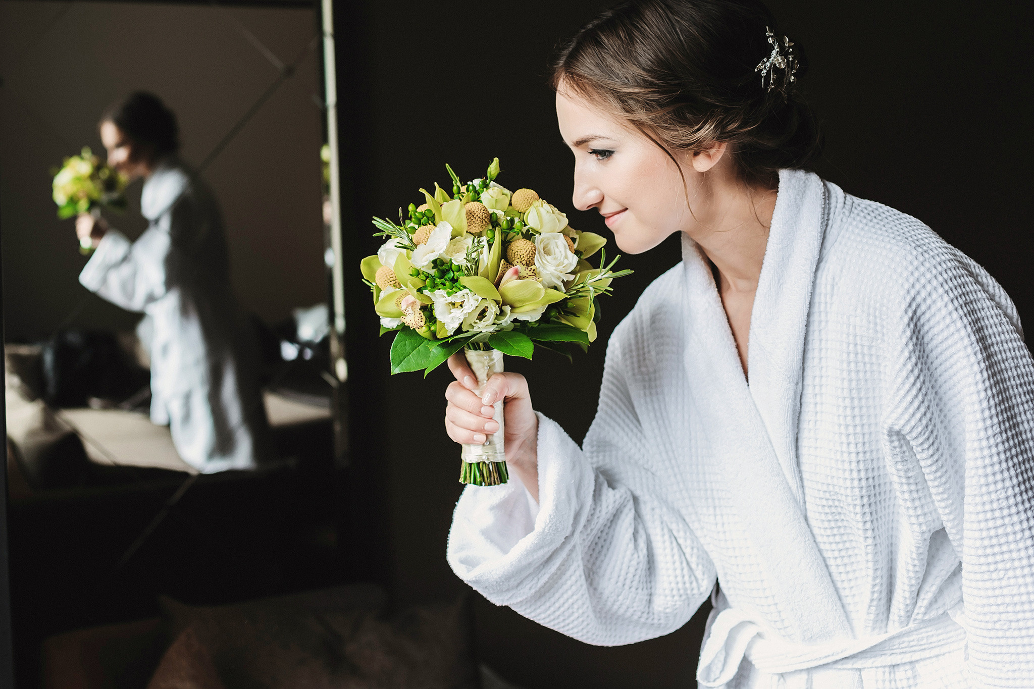 VICTORIA + VICTOR | CLASSY AND ELEGANT WEDDING. HOME