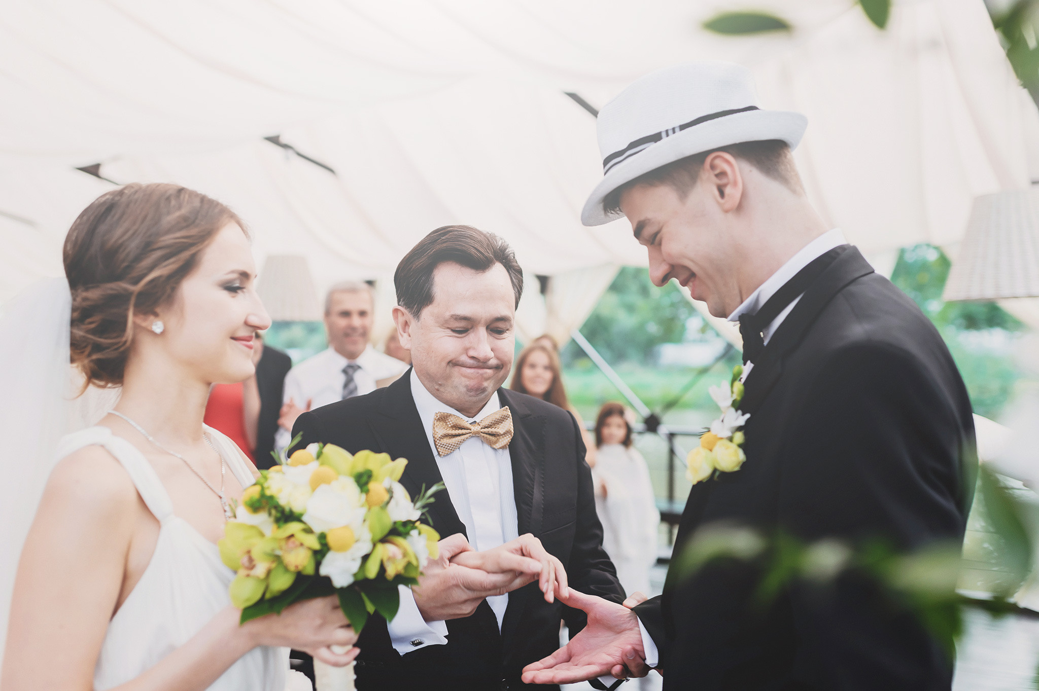 VICTORIA + VICTOR | CLASSY AND ELEGANT WEDDING. HOME