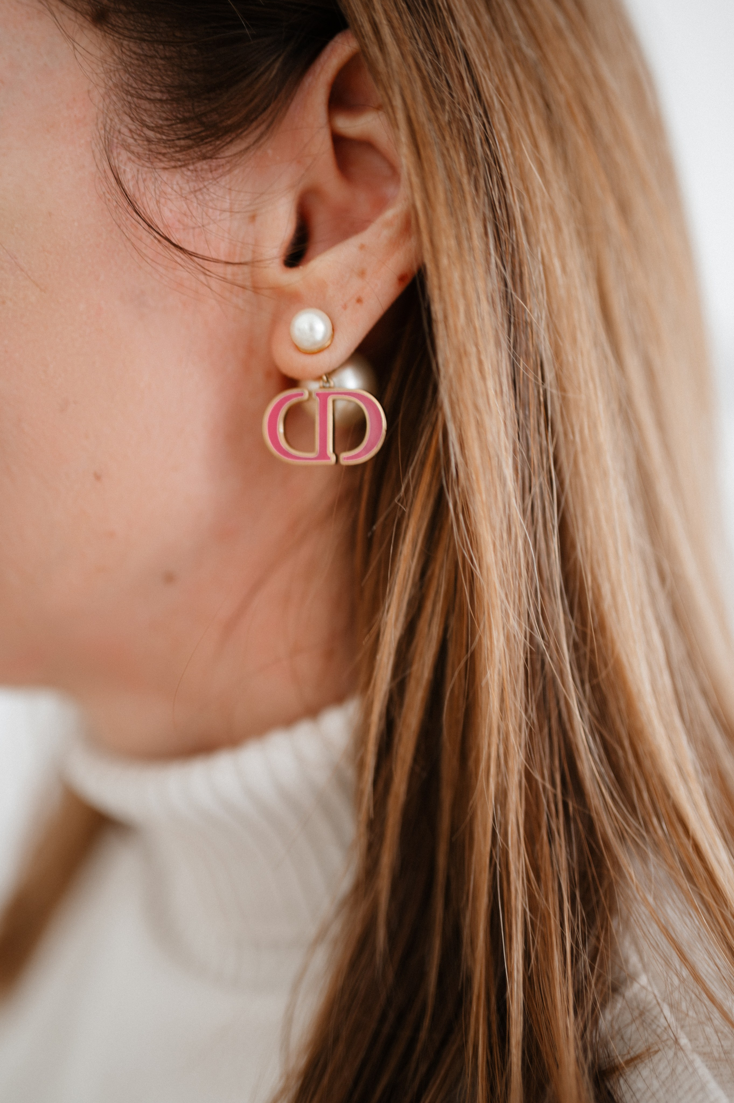 Beauty by Vovk cosmetologist in Prague. ANNA-MARIA PHOTO CONTENT CREATOR — fotograf, estét, umělec a vizuální expert na Instagram v Praze