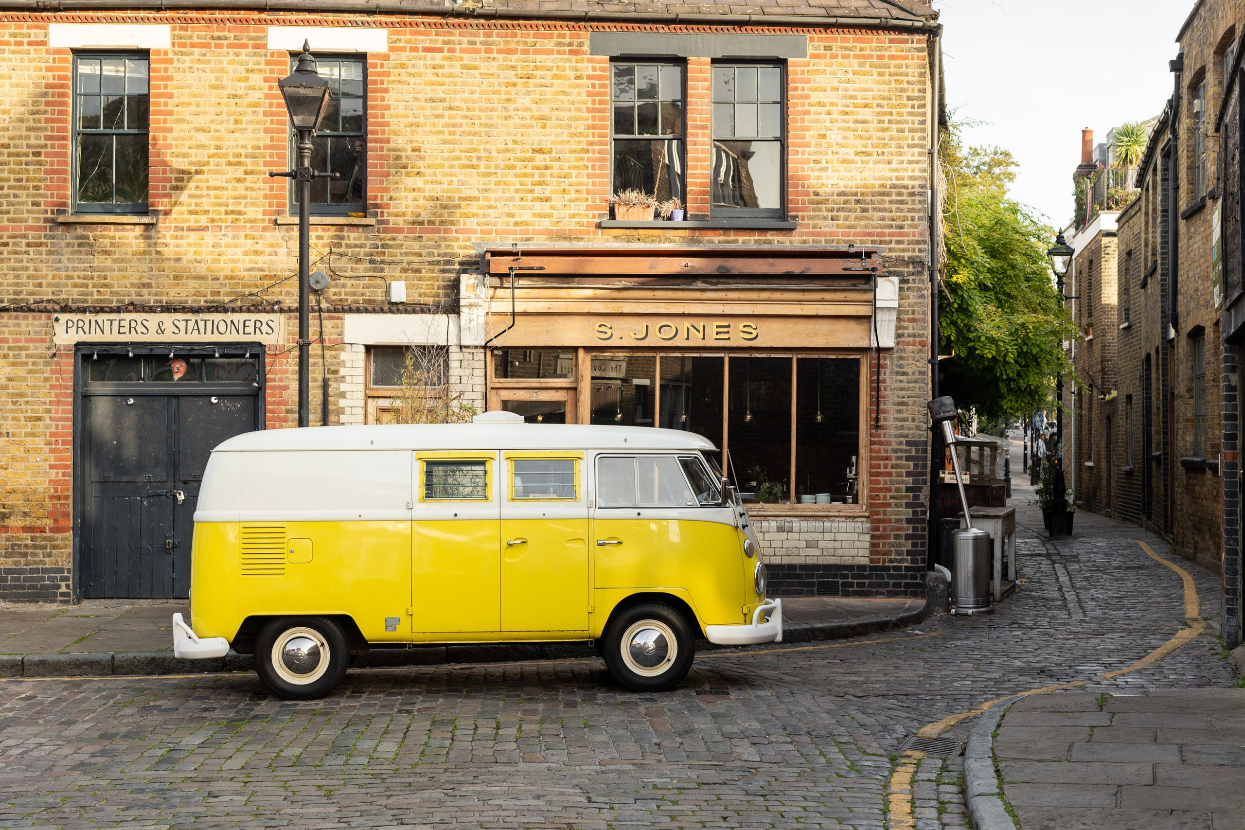 Auctions. Automotive photographer based in London