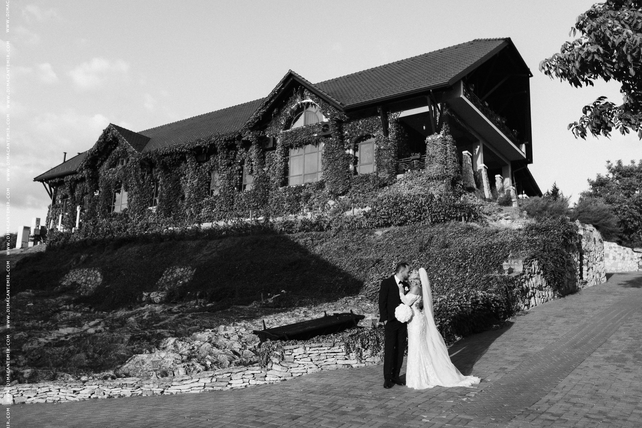 VADIM + NATALIA | Château Vartely. Fotograf de nuntă în Chisinau, Moldova. Poze și Video Comerciale