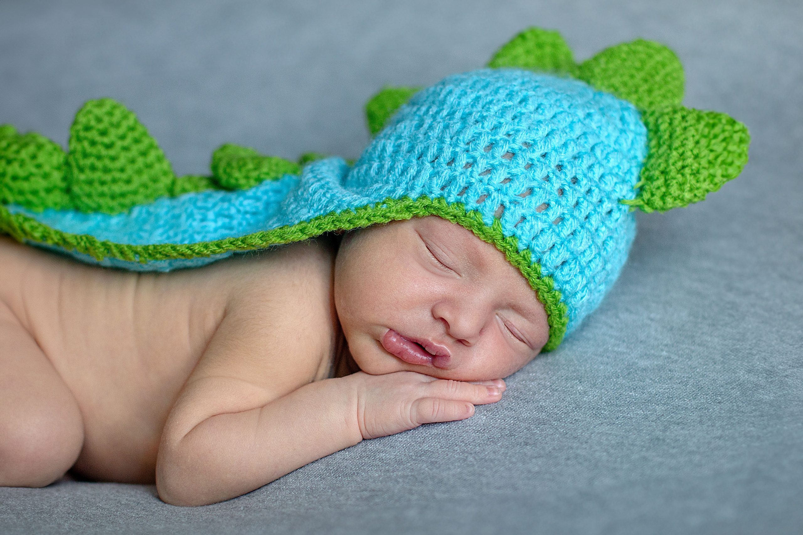 Newborn классическая. Детский и семейный фотограф в г. Бельцы