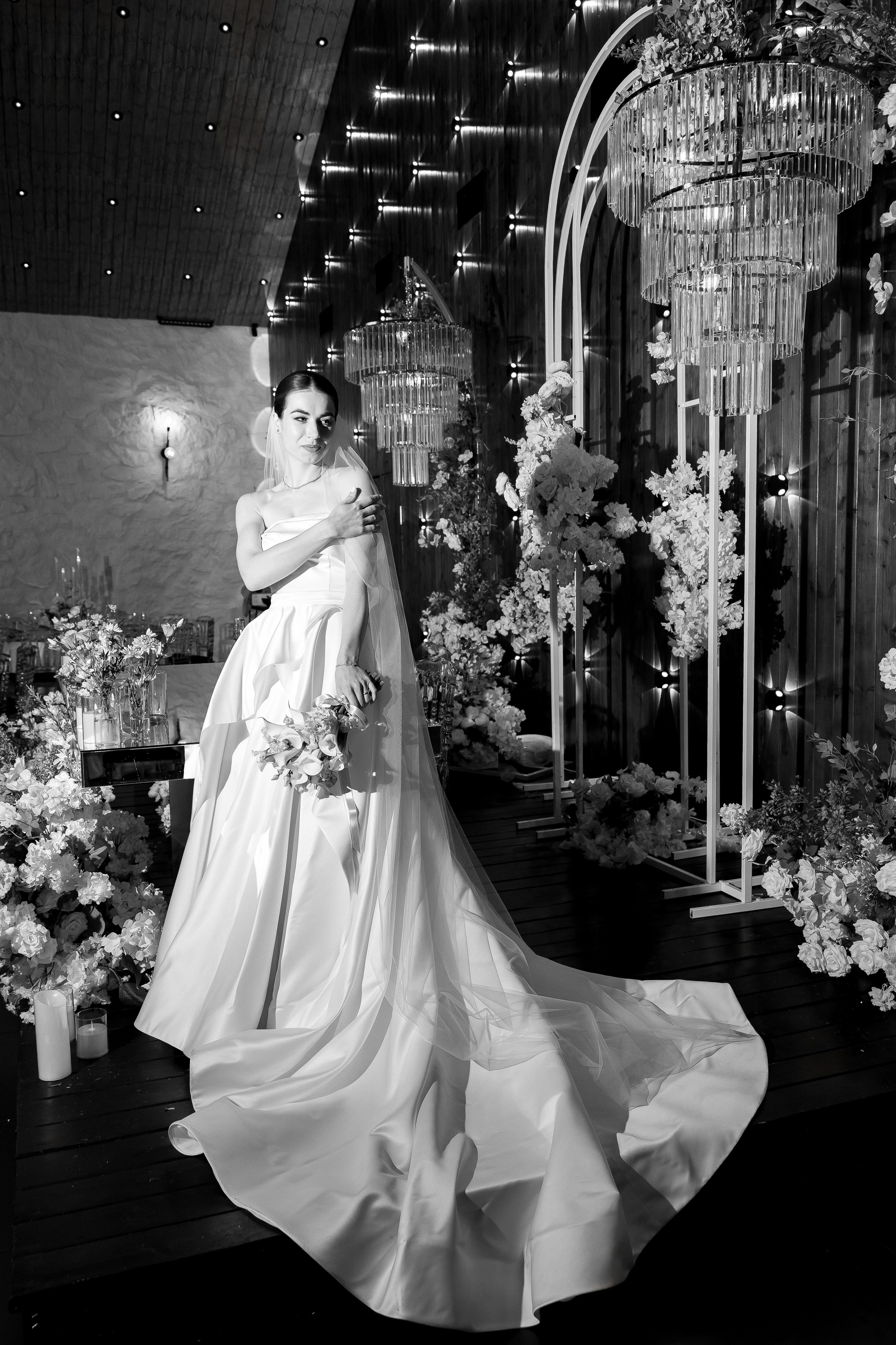 Gabriel & Evelina — Lago — Wedding Day. Servicii Foto și Video 067188353