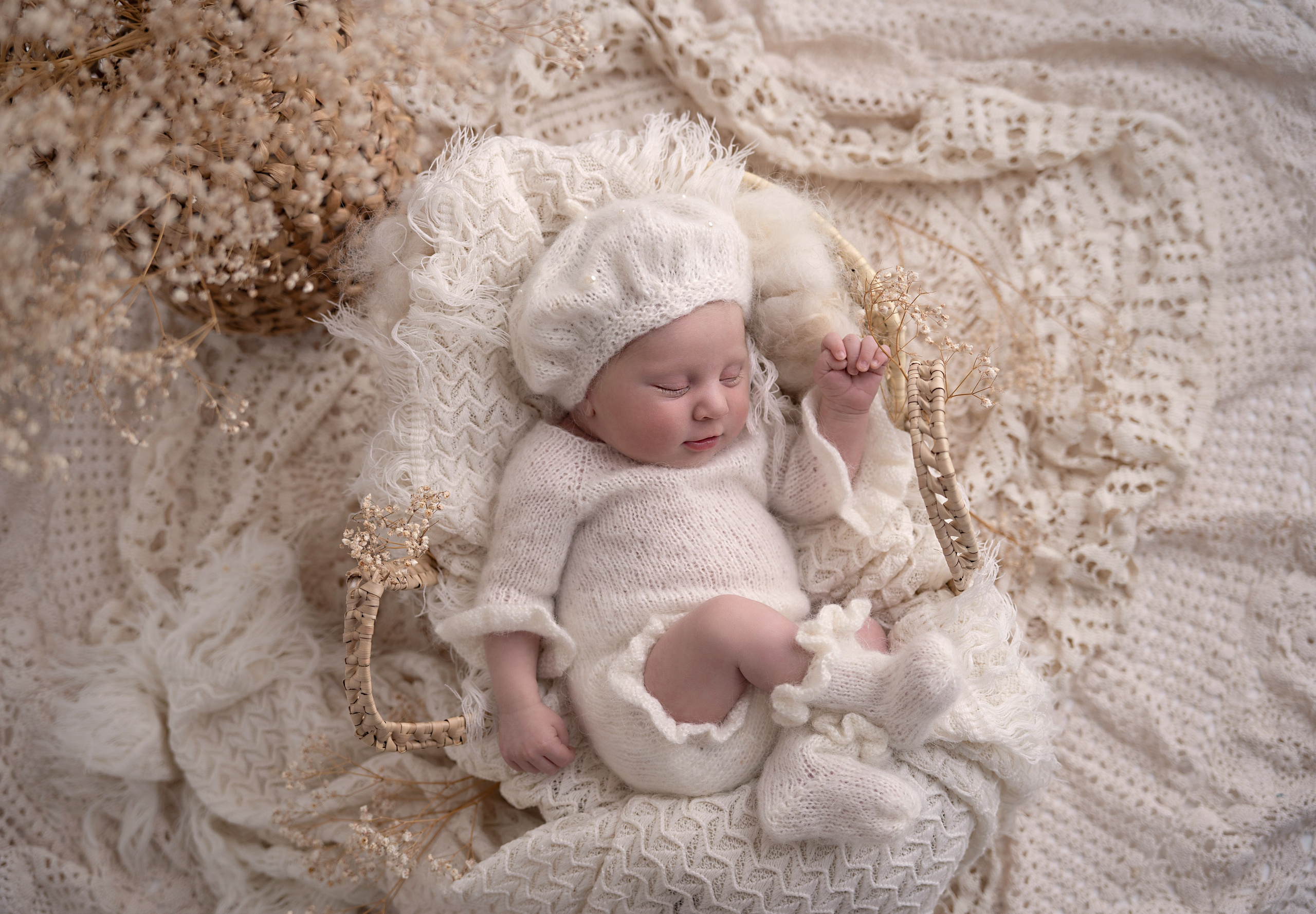 Newborn. Fotograf maternitate, nou-născuți și familie în Cluj-Napoca | Roxana Rusu