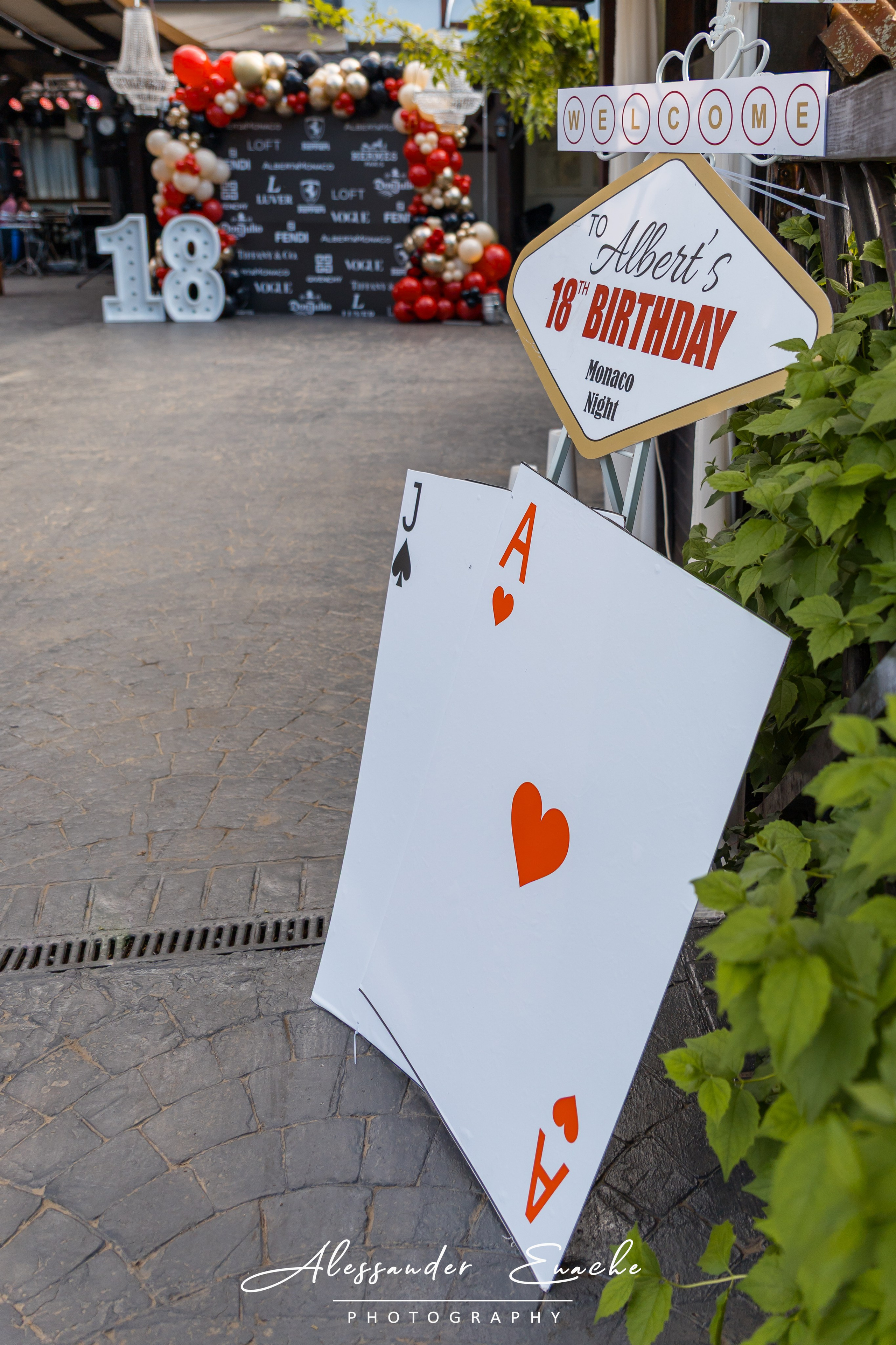 ALBERT. Fotograf prin #Piatraneamt-Alessander Enache