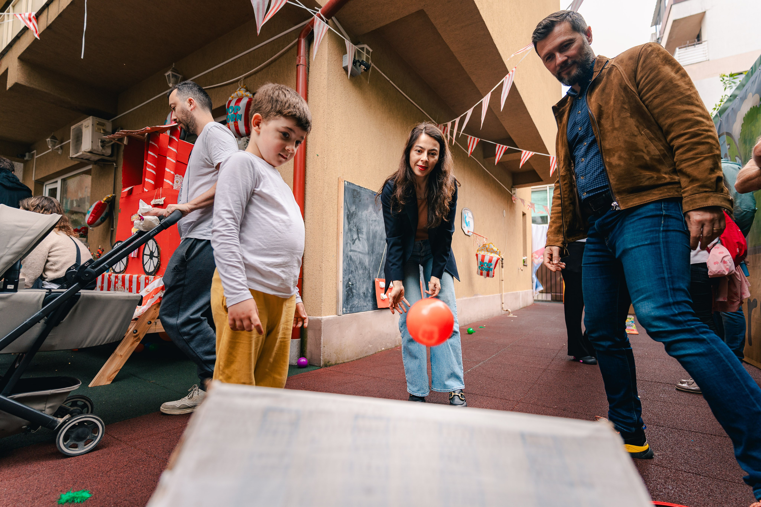 Miniterra Carusel. Liviu Andrei - Fotograf