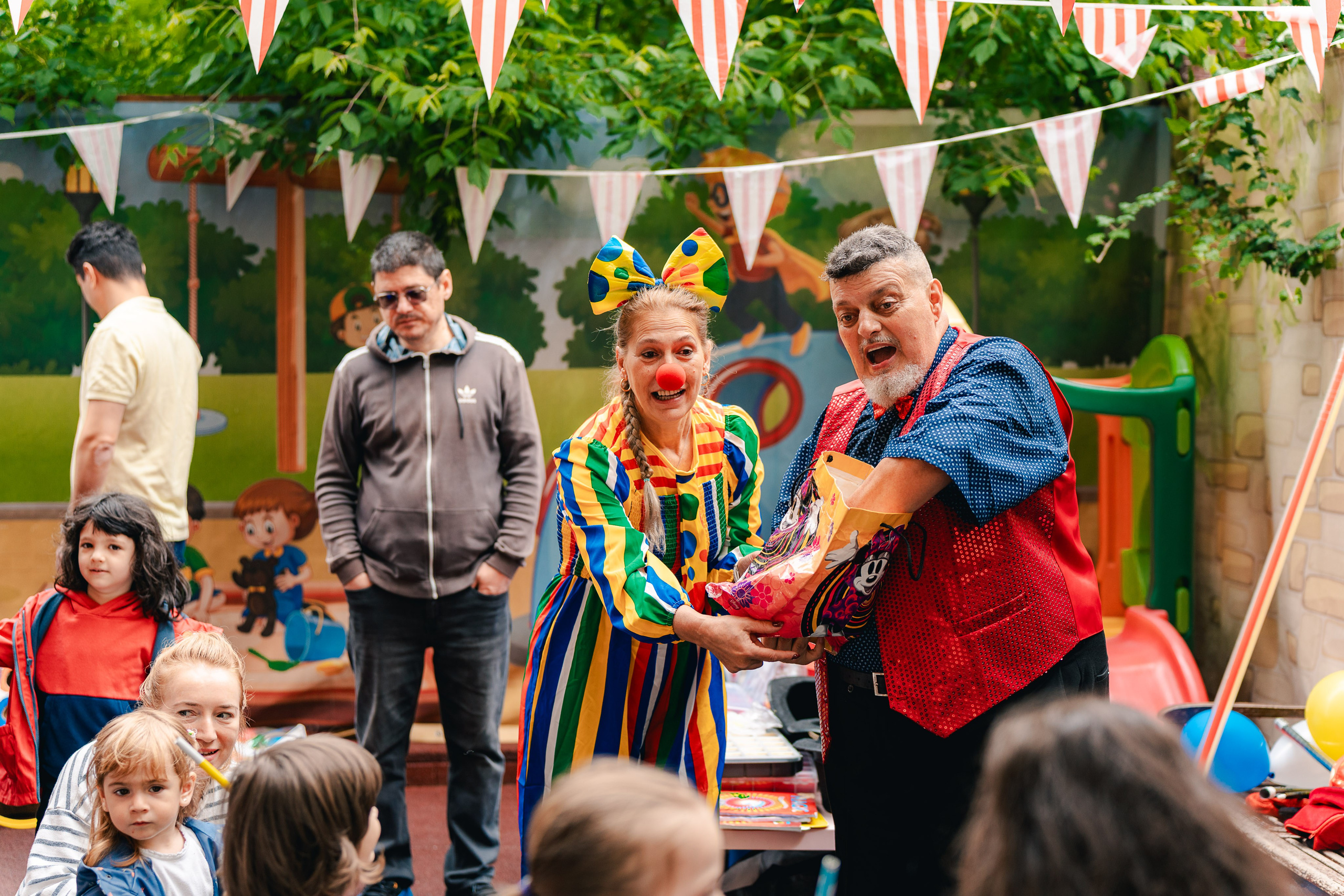 Miniterra Carusel. Liviu Andrei - Fotograf