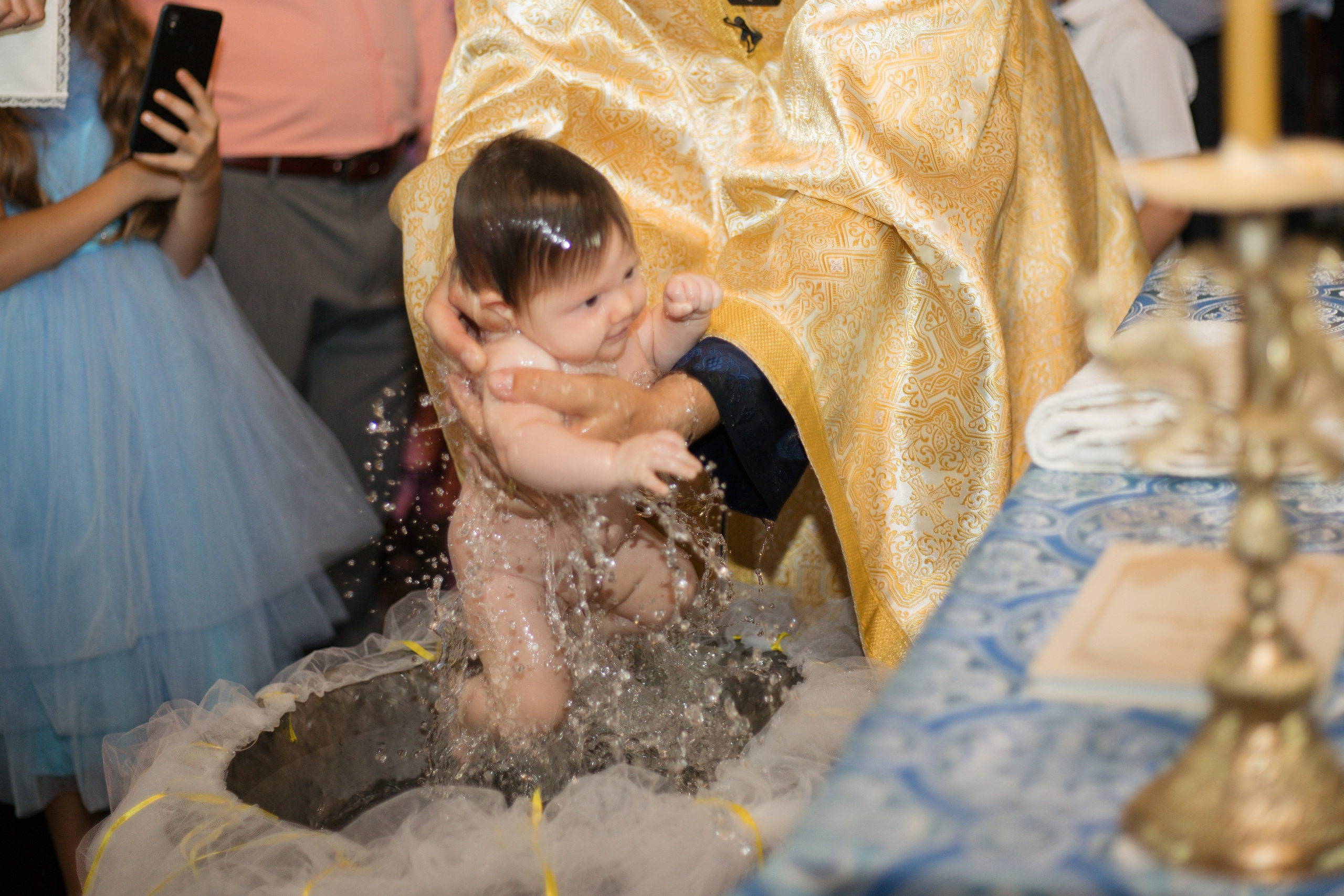 Anastasia. Fotograf si videograf — evenimente si studio