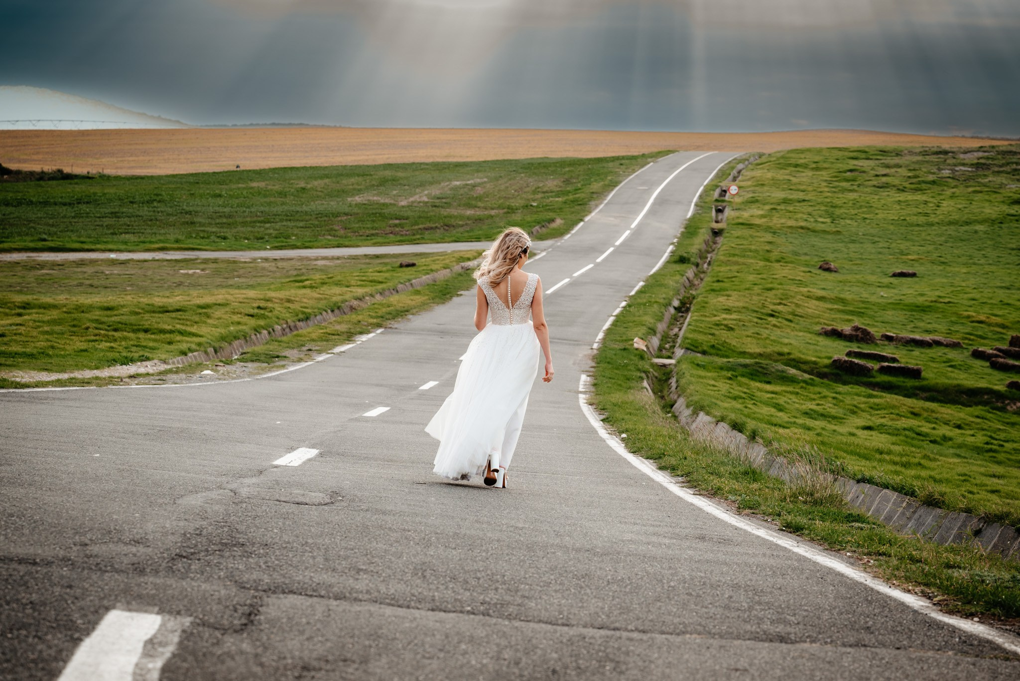 Alexandra & Robert. Www.besttalesstudio.com