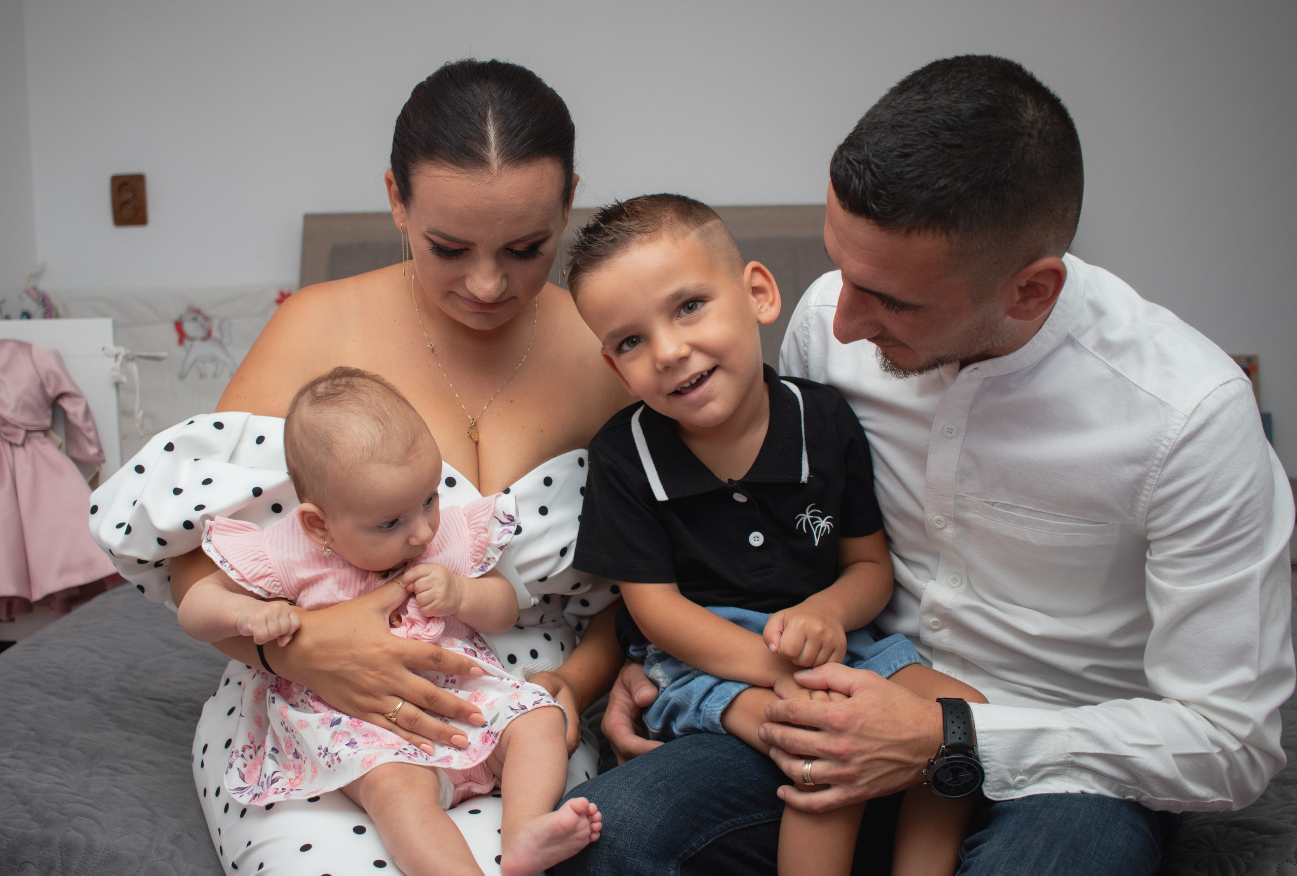 Ariana. Fotograf si videograf — evenimente si studio