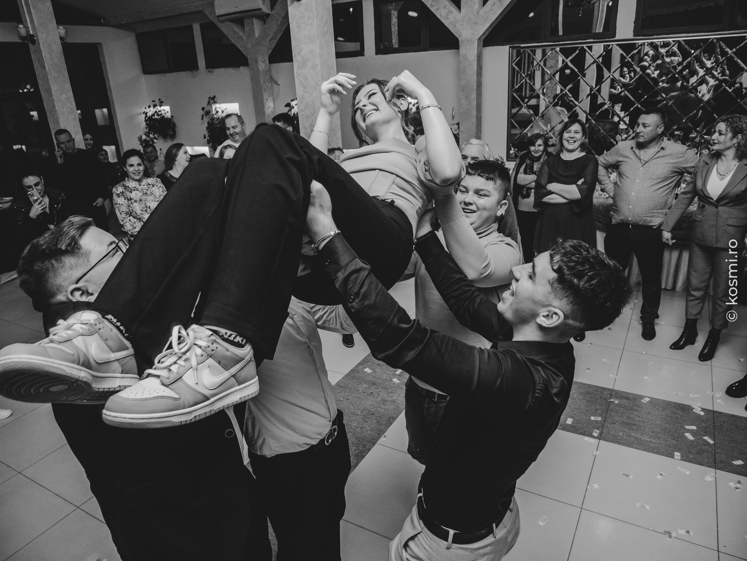 Majorat Andreea. Kosmi