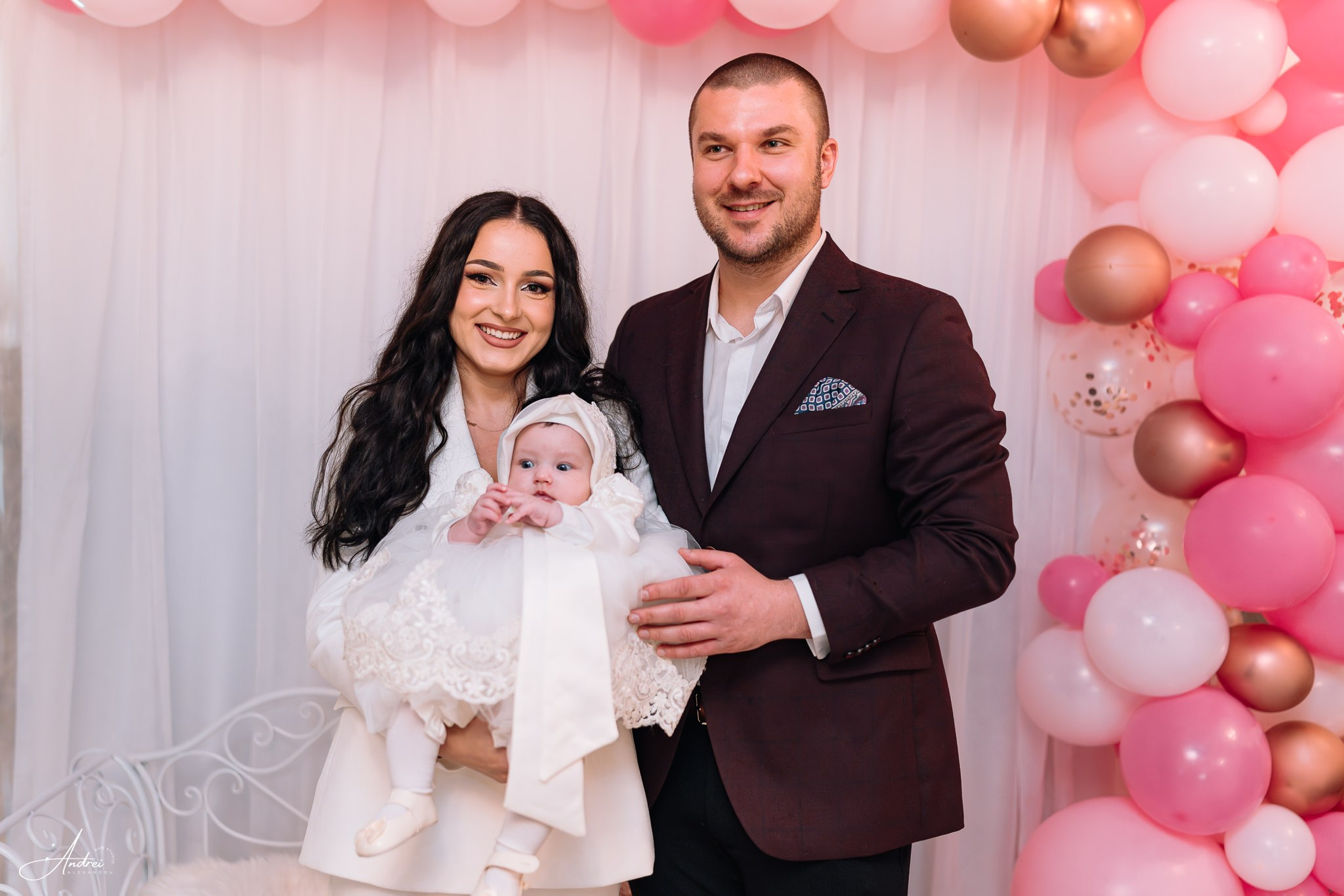 Eva Ioana. Raw Studio. Fotograful tau de nunta!