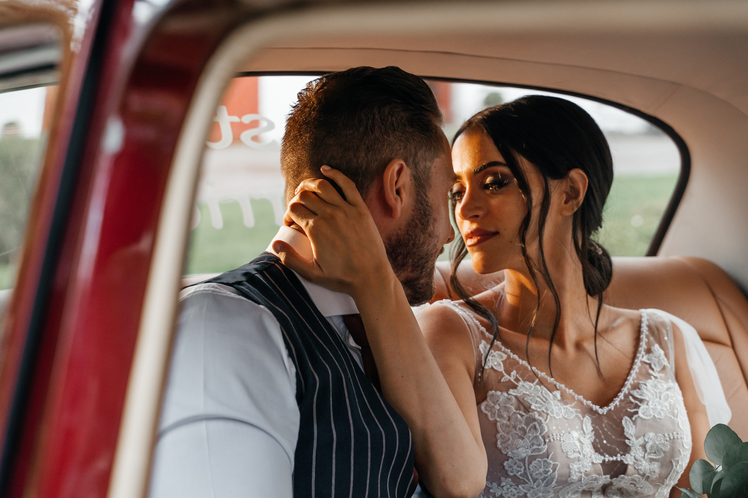 K & A im Schloss Auel. Hochzeitsfotograf für Moers, Niederrhein, Düsseldorf, NRW und Deutschland