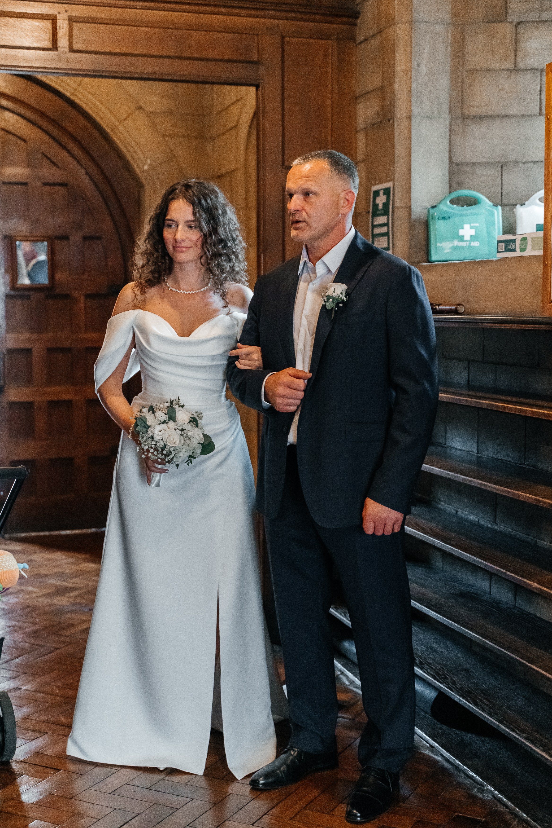 Wedding ceremony at The Lower chapel in Eton, Wedding in Eton, wedding photographer in Eton, wedding photographer in Eton