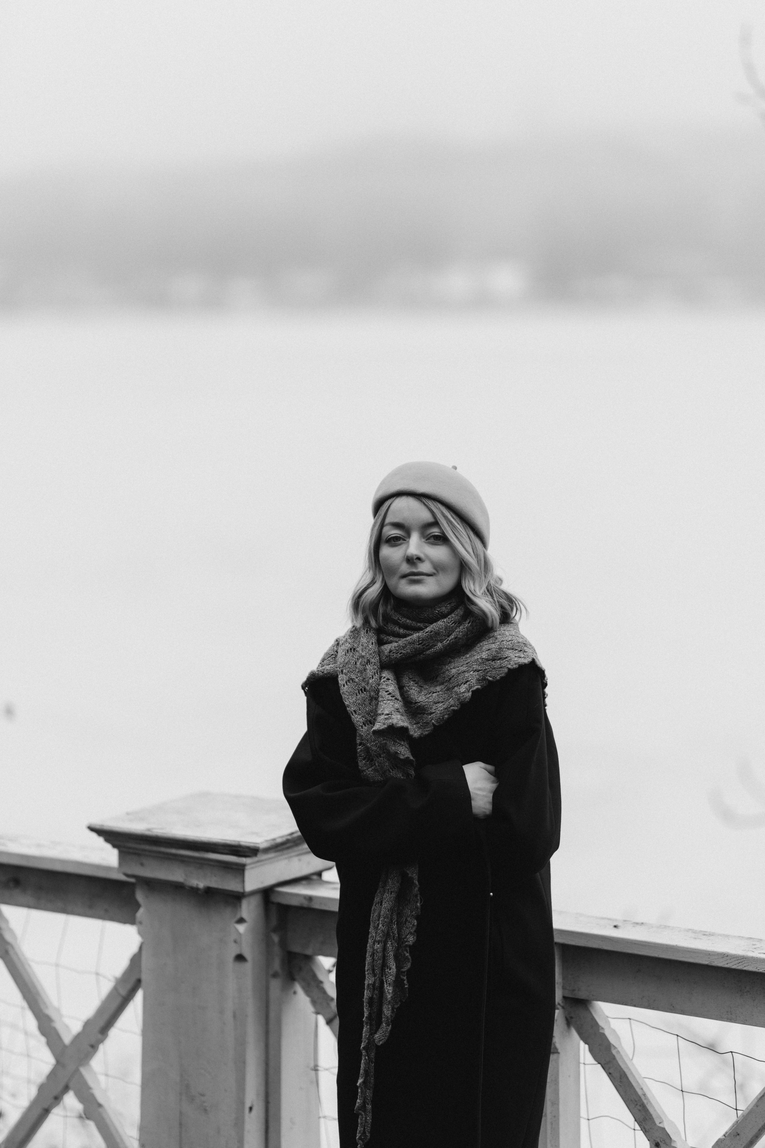 Woman phoshoot. Wedding and portrait photographer in Helsinki Vickan O