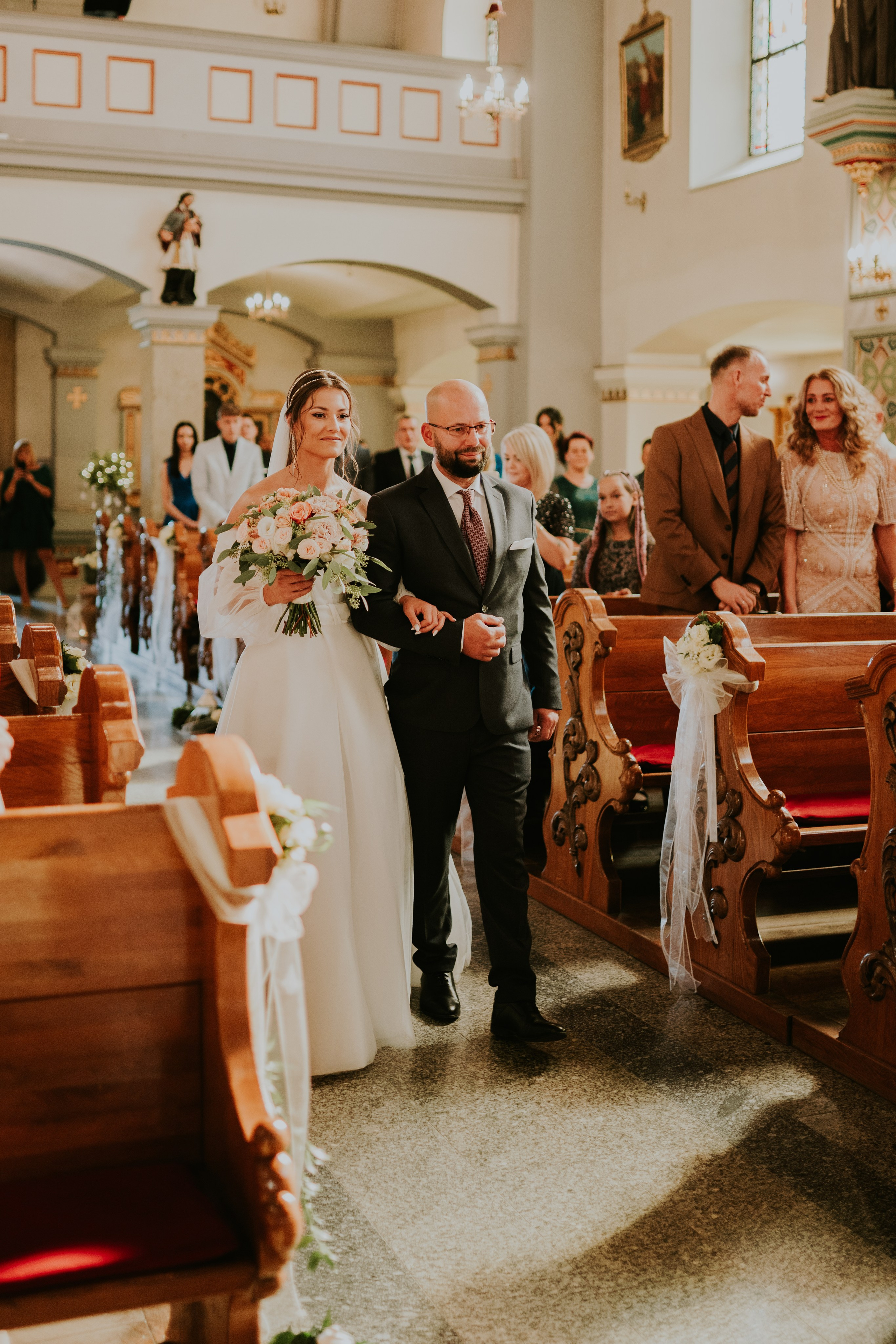 Sala Koralowa w Jaworzu: Opowieść o ślubie Nikoli i Kacpra. Karkowskafoto - fotografia miłości