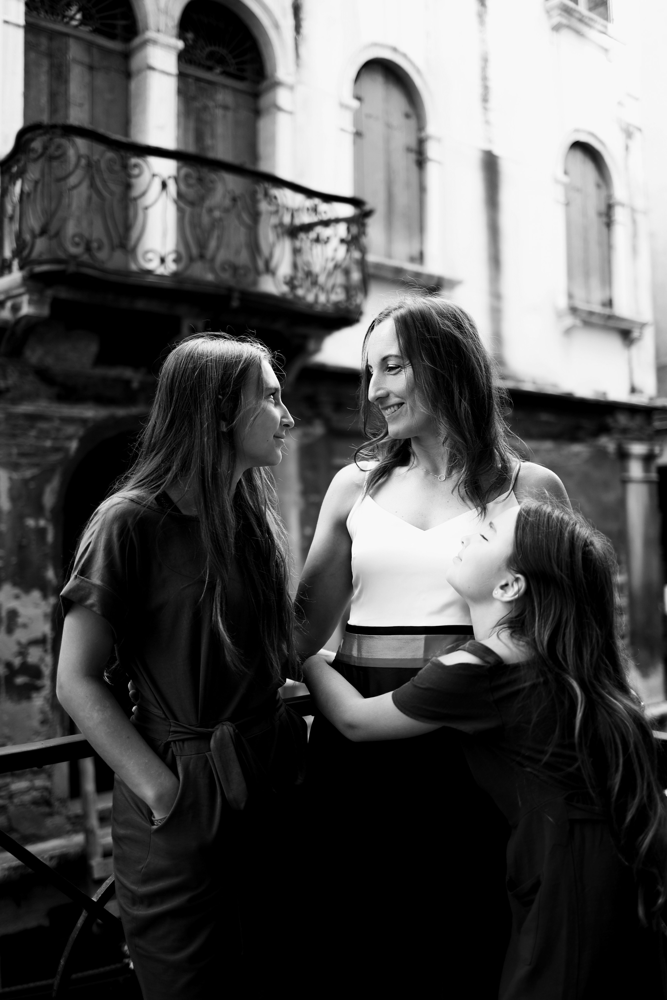 Family photo shoot in Venice. Photographer in Venice, Viktoria Antonova