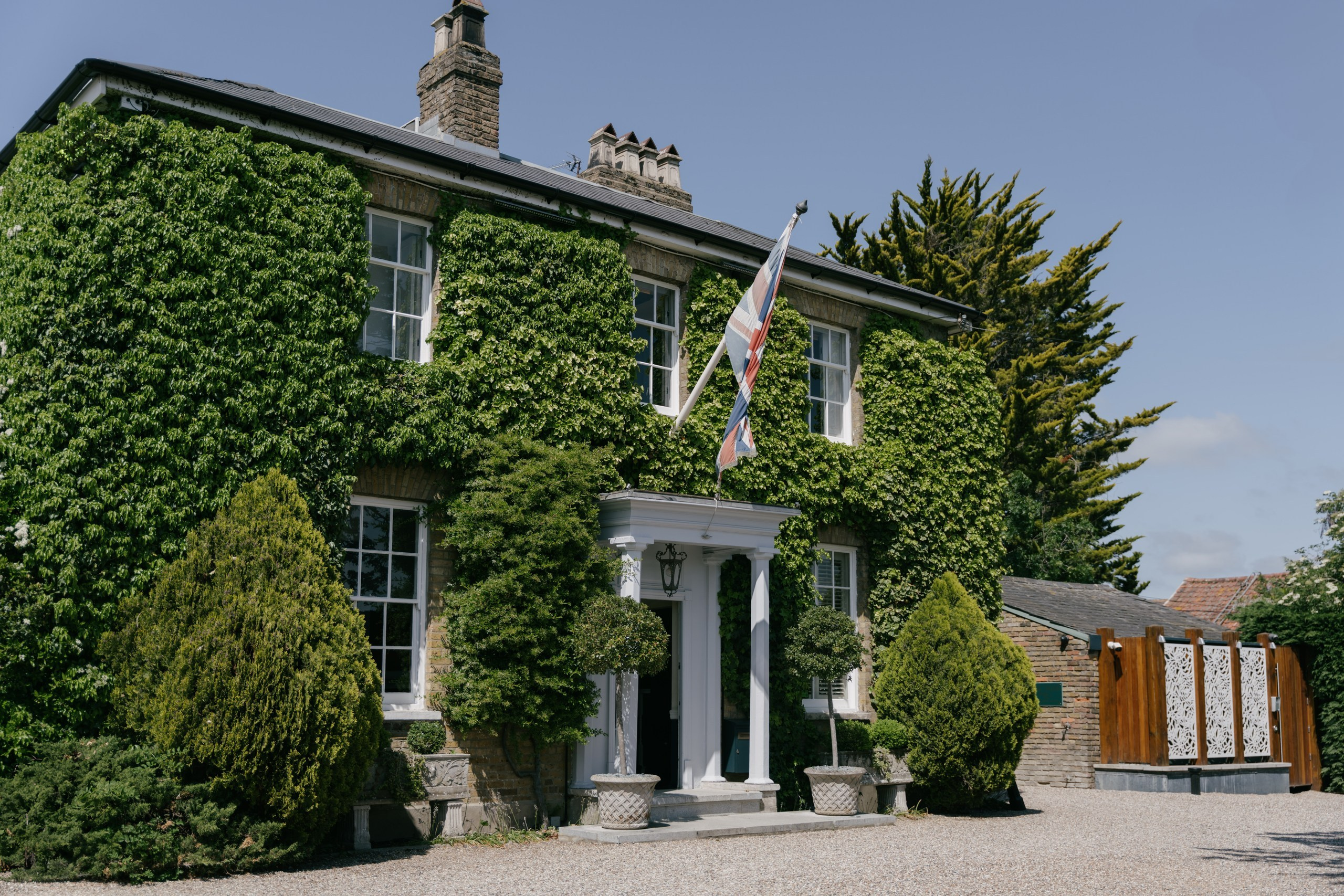 Friern Manor Wedding Photos | London Wedding Photographer. London Wedding Photographer|Natasha Ferreira